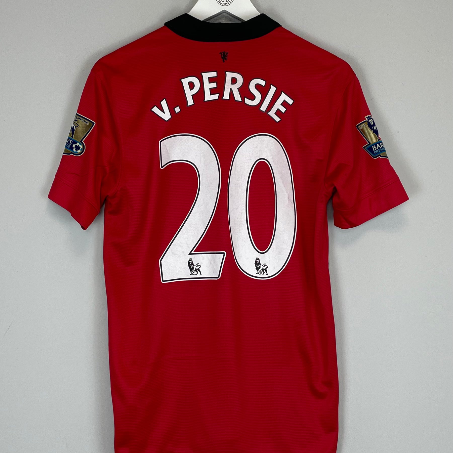 Shop 2013/14 MANCHESTER UNITED V.PERSIE #20 HOME SHIRT (M) NIKE, classic football shirts, vintage football shirts & retro soccer jerseys at Cult Kits