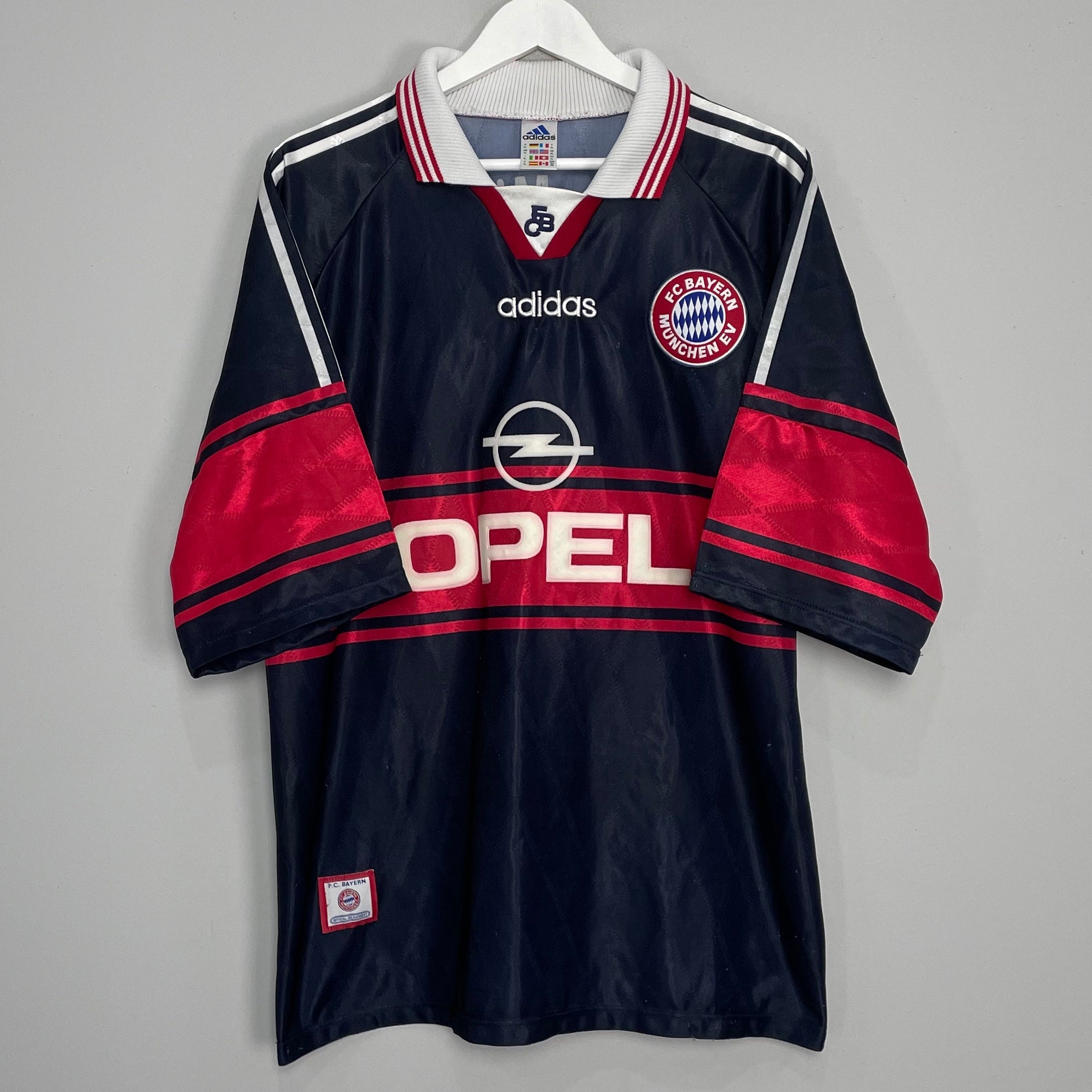 Shop 1997/99 BAYERN MUNICH HOME SHIRT (XL) ADIDAS, classic football shirts, vintage football shirts & retro soccer jerseys at Cult Kits