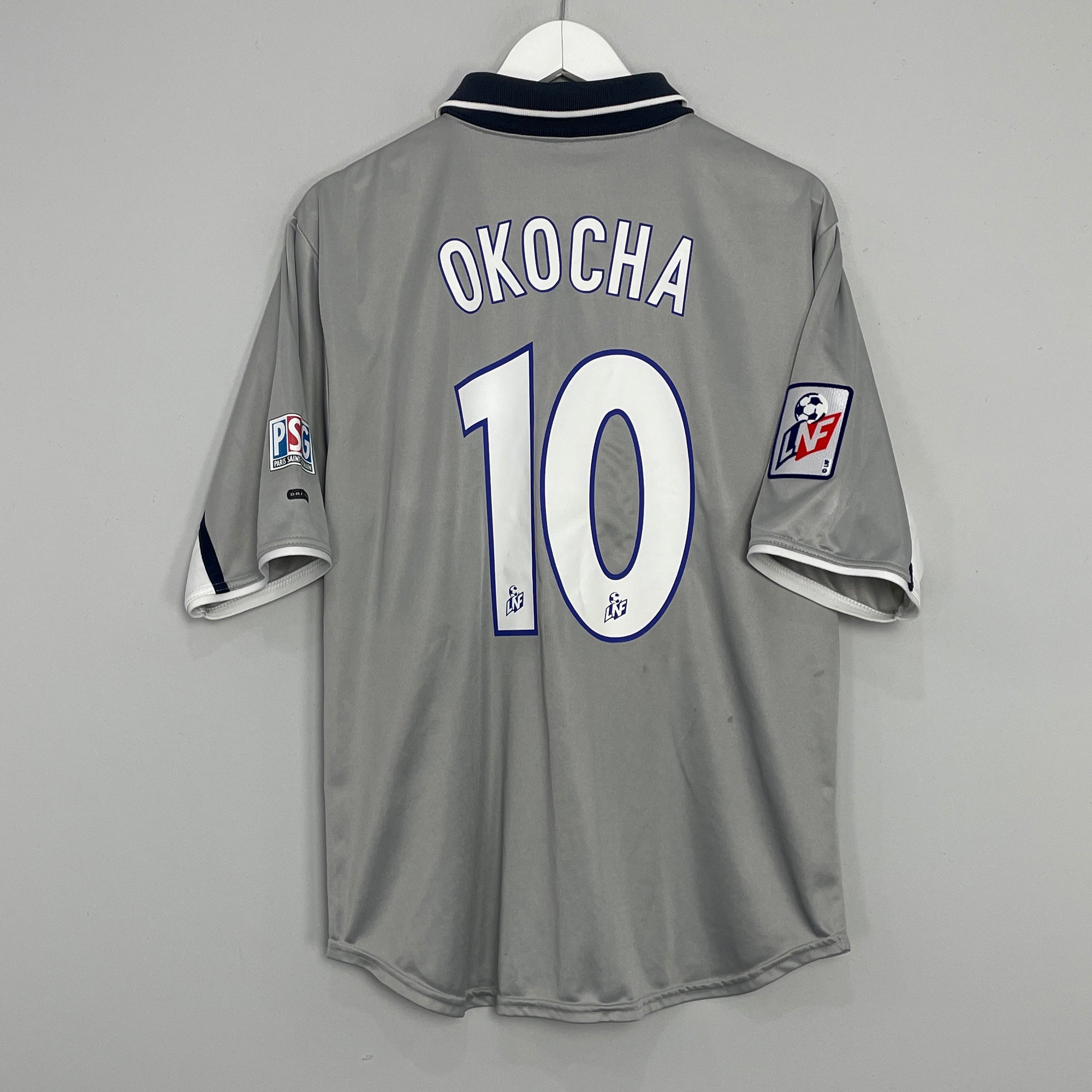 Shop 1999/01 PSG OKOCHA #10 AWAY SHIRT (M) NIKE, classic football shirts, vintage football shirts & retro soccer jerseys at Cult Kits