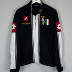 Shop 2003/04 JUVENTUS TRACK JACKET (S) LOTTO, classic football shirts, vintage football shirts & retro soccer jerseys at Cult Kits