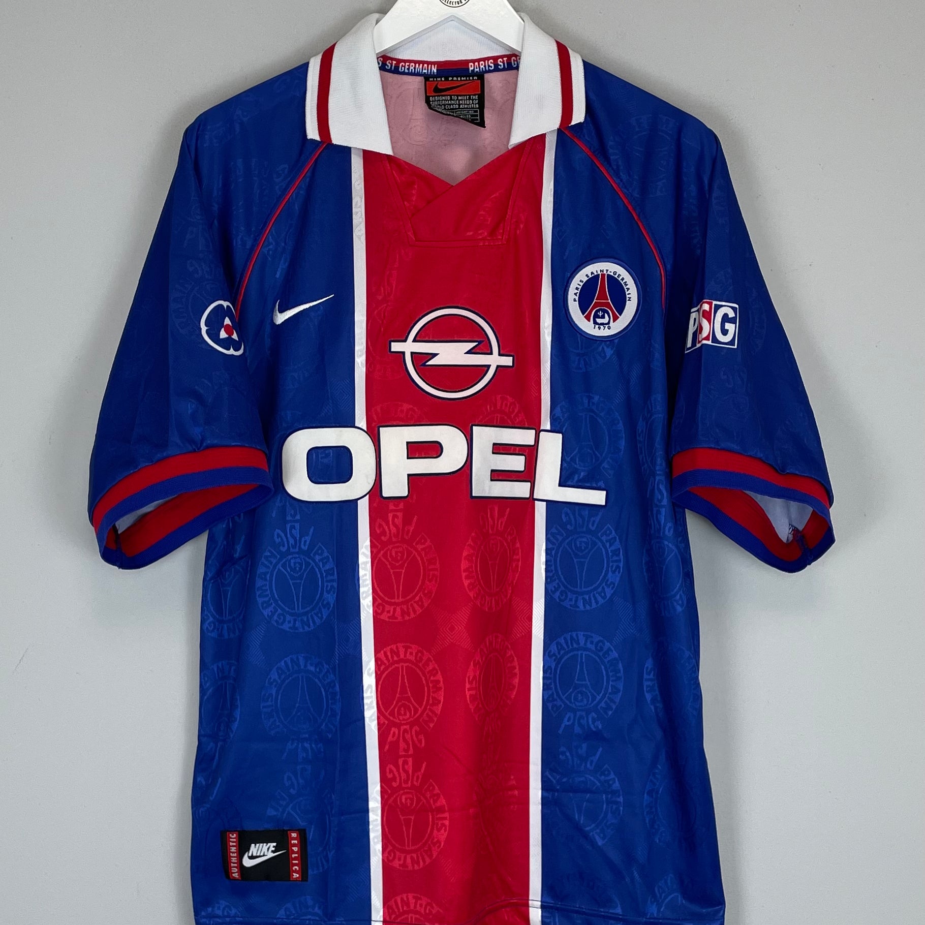 Shop 1996/97 PSG *MINT* HOME SHIRT (L) NIKE, classic football shirts, vintage football shirts & retro soccer jerseys at Cult Kits