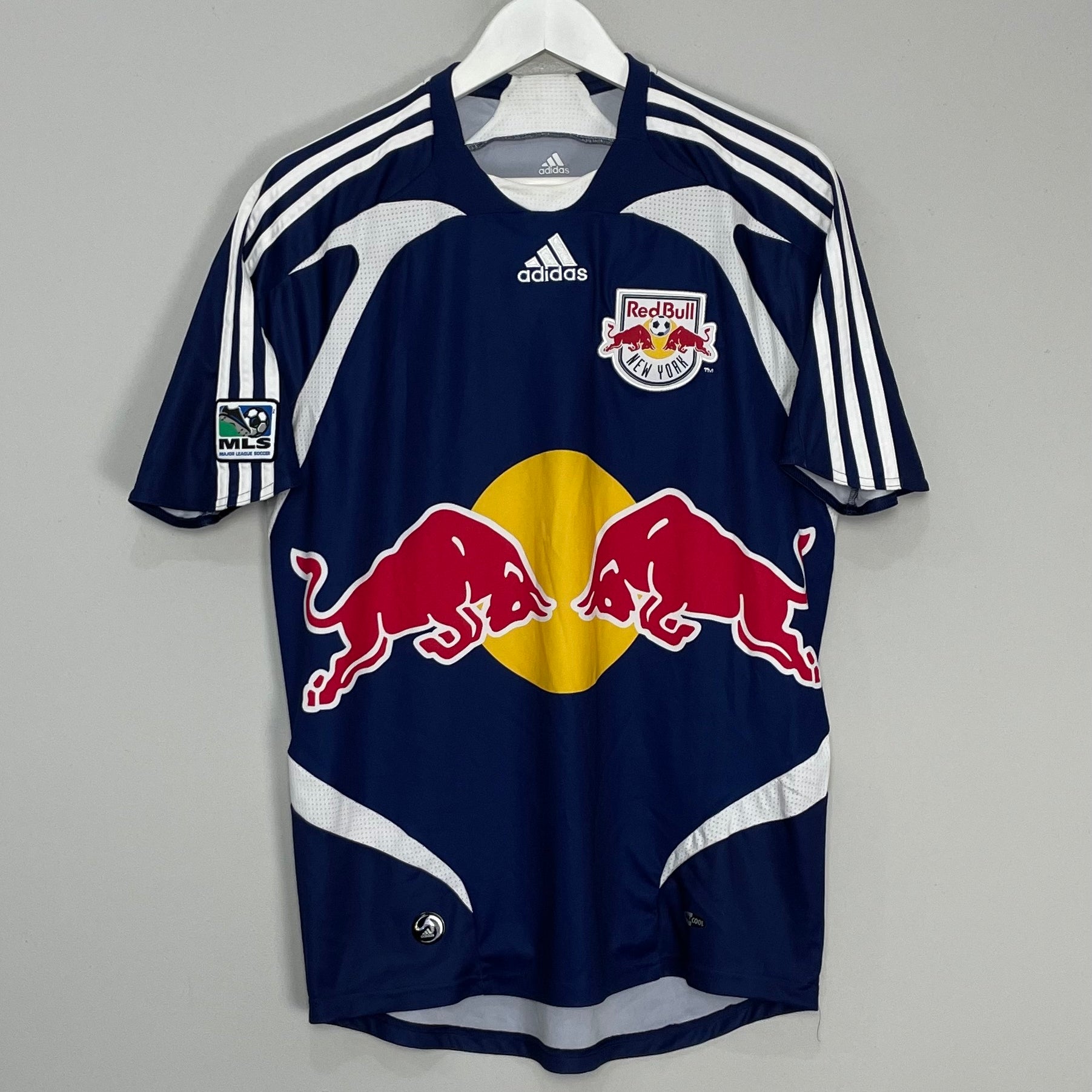 Shop 2008/09 NEW YORK RED BULLS AWAY SHIRT (S) ADIDAS, classic football shirts, vintage football shirts & retro soccer jerseys at Cult Kits