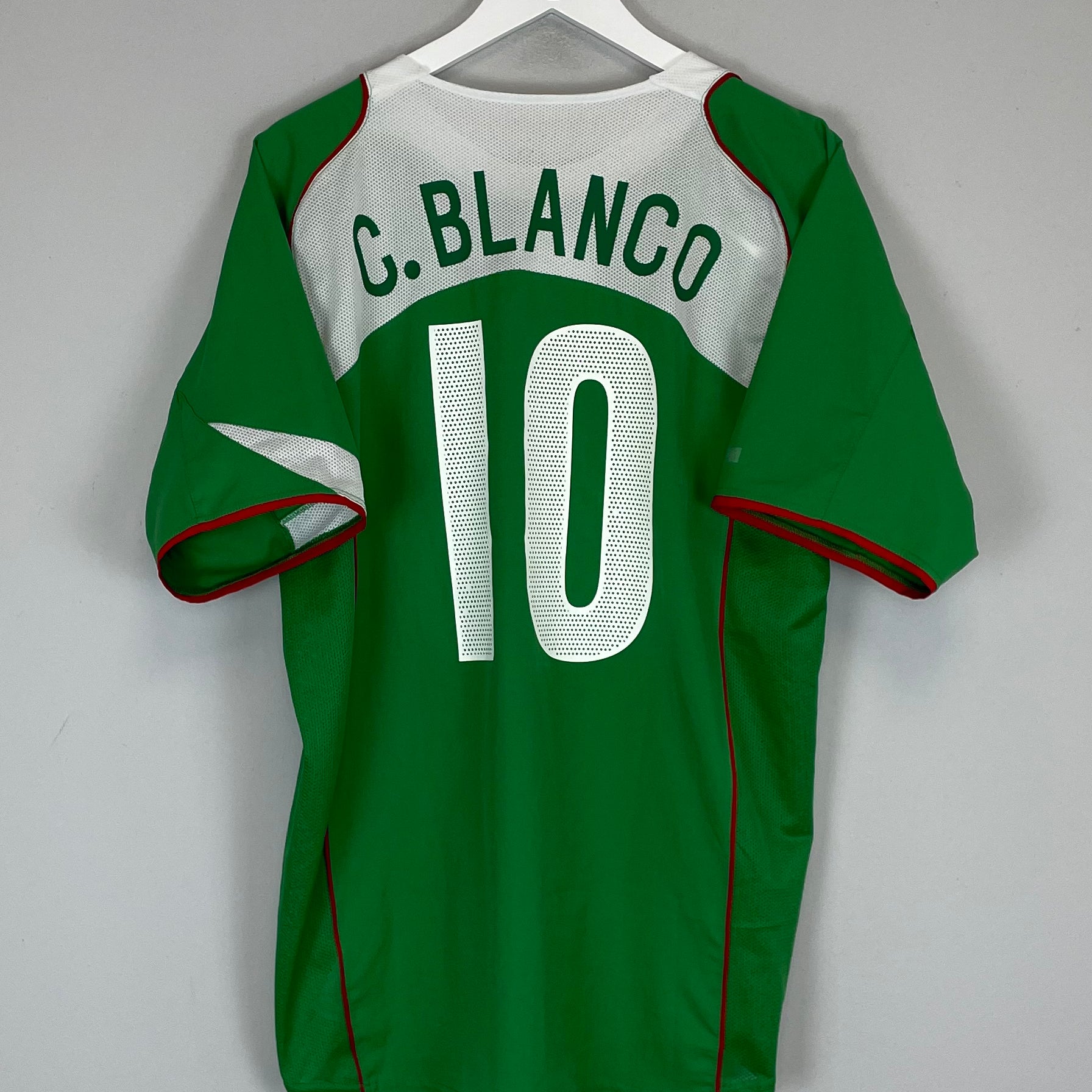 Shop 2004/06 MEXICO C.BLANCO #10 HOME SHIRT (L) NIKE, classic football shirts, vintage football shirts & retro soccer jerseys at Cult Kits