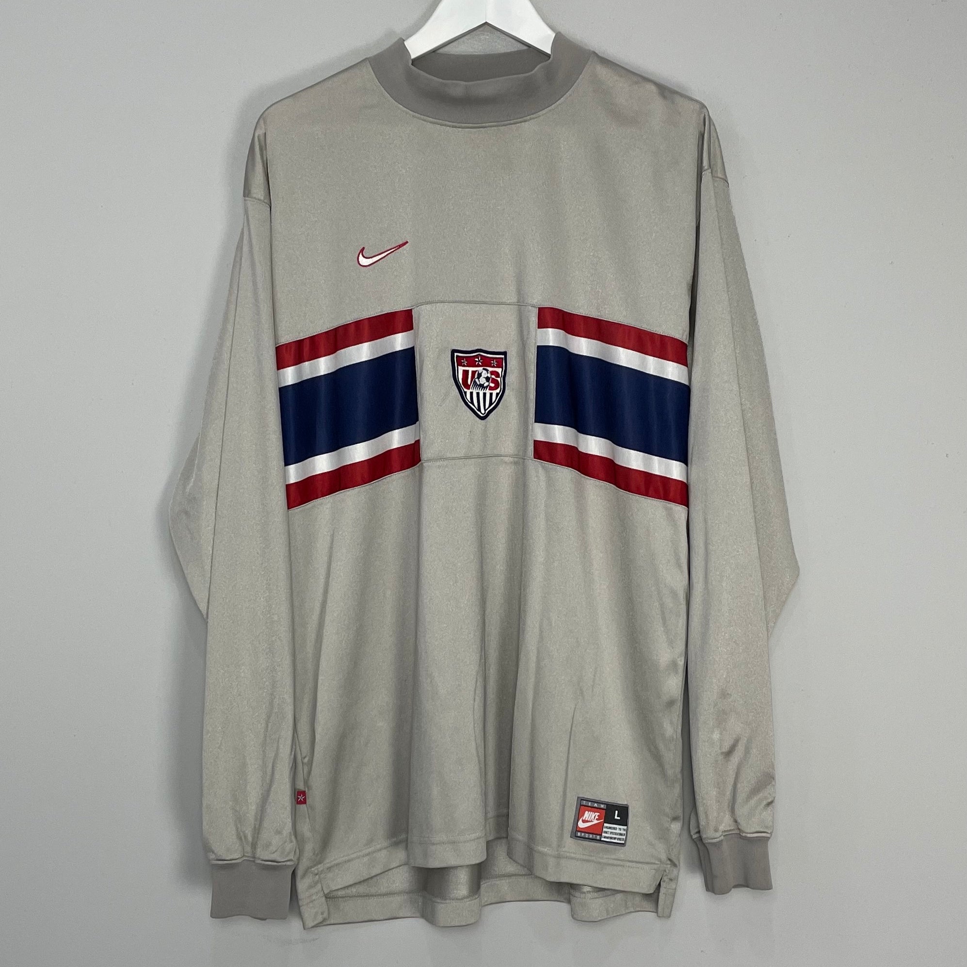 Shop 1995/98 USA GK SHIRT (L) NIKE, classic football shirts, vintage football shirts & retro soccer jerseys at Cult Kits