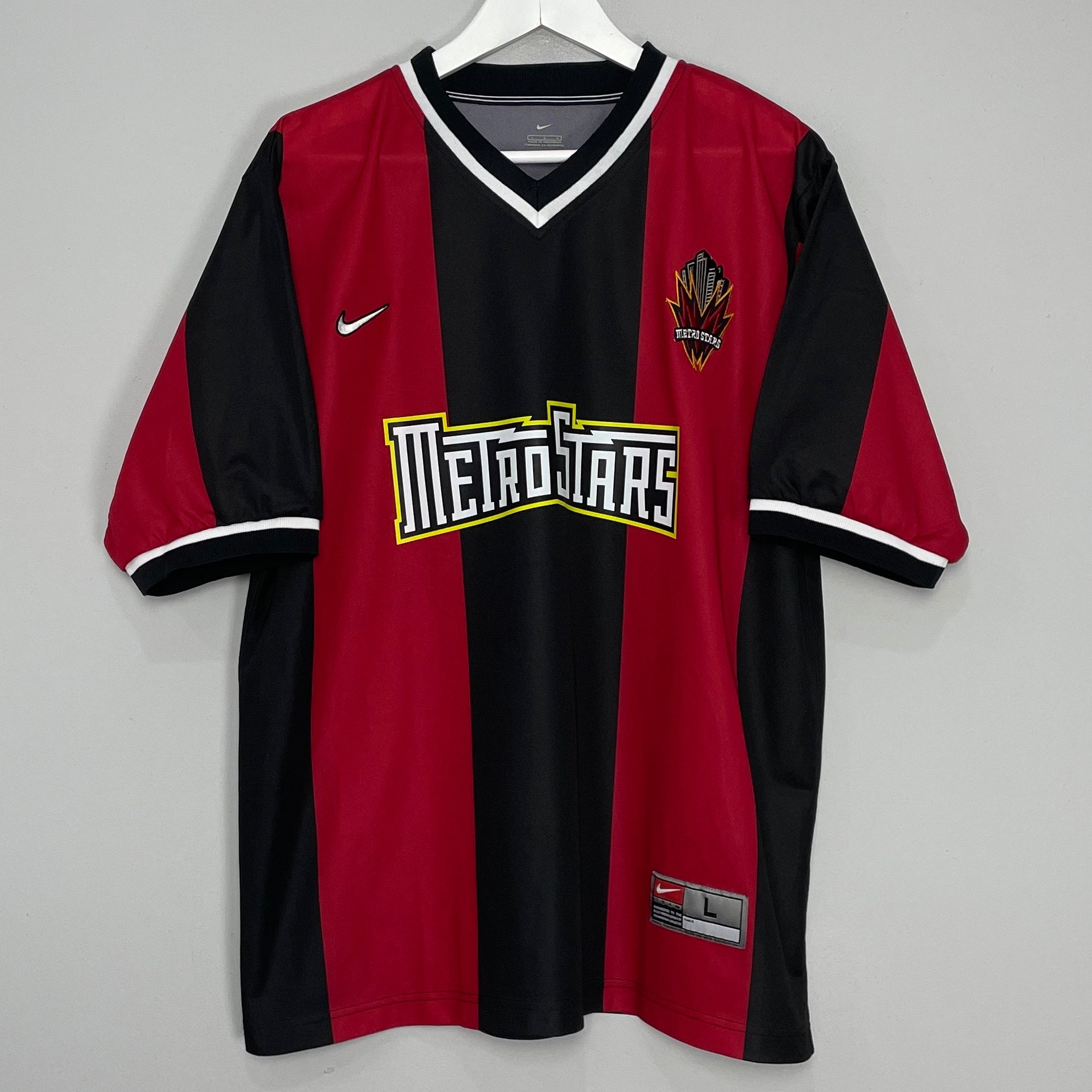 Shop 2000/01 NY/NJ METROSTARS HOME SHIRT (L) NIKE, classic football shirts, vintage football shirts & retro soccer jerseys at Cult Kits