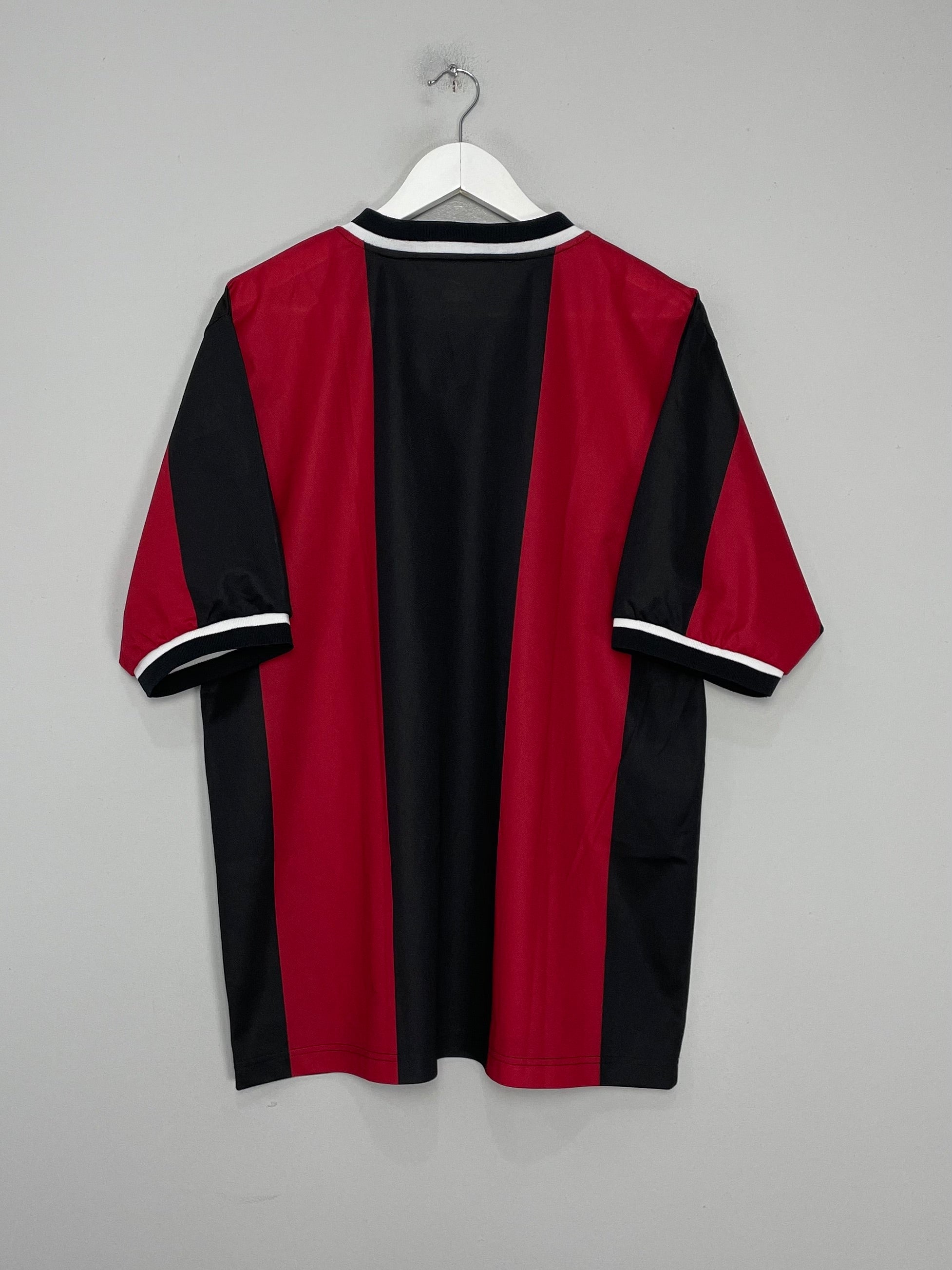 Shop 2000/01 NY/NJ METROSTARS HOME SHIRT (L) NIKE, classic football shirts, vintage football shirts & retro soccer jerseys at Cult Kits
