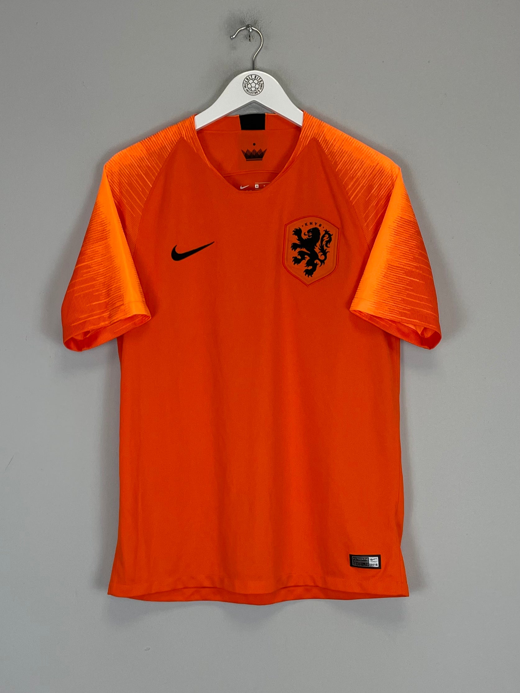 Shop 2018/19 NETHERLANDS HOME SHIRT (M) NIKE, classic football shirts, vintage football shirts & retro soccer jerseys at Cult Kits