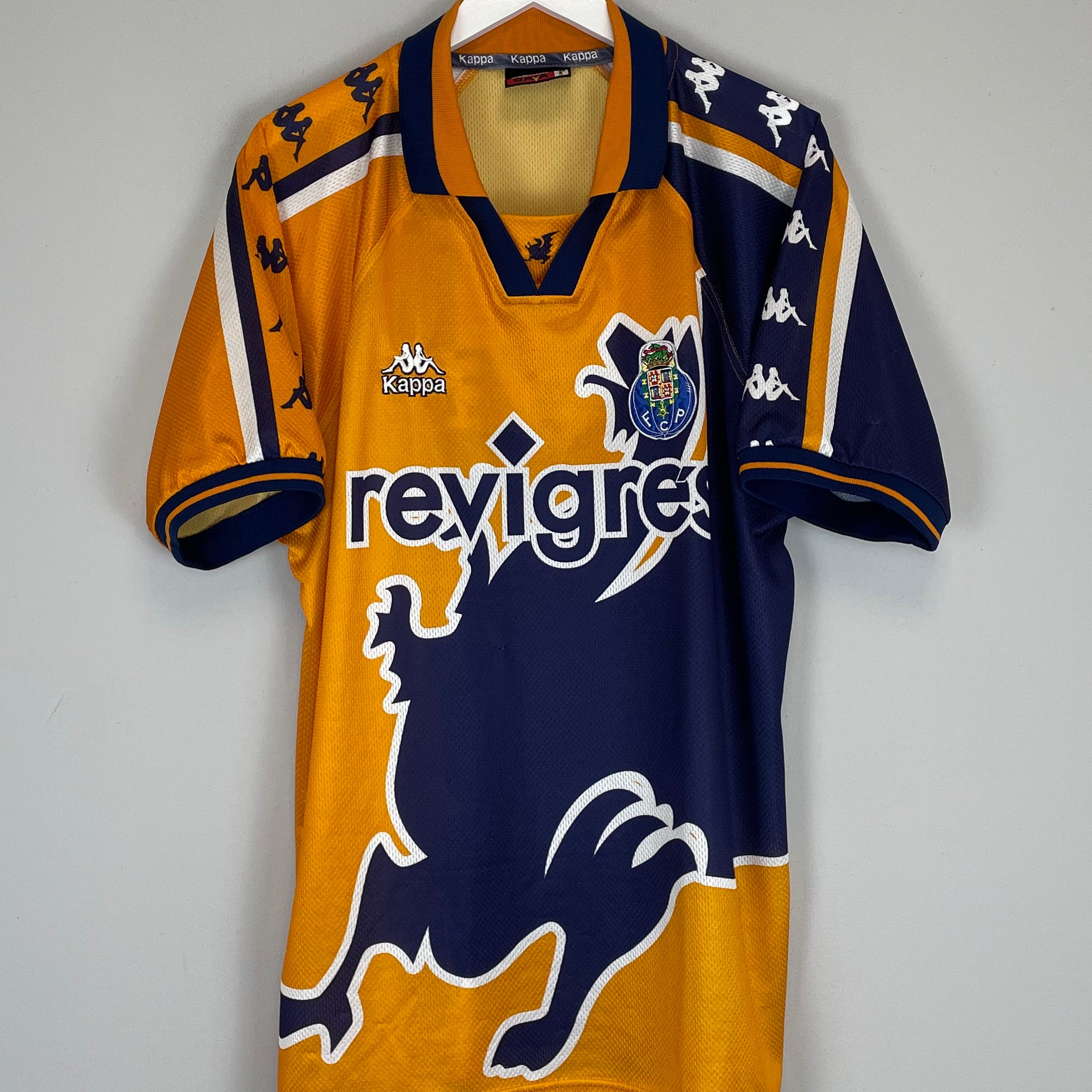 Shop 1997/98 PORTO AWAY SHIRT (L) KAPPA, classic football shirts, vintage football shirts & retro soccer jerseys at Cult Kits