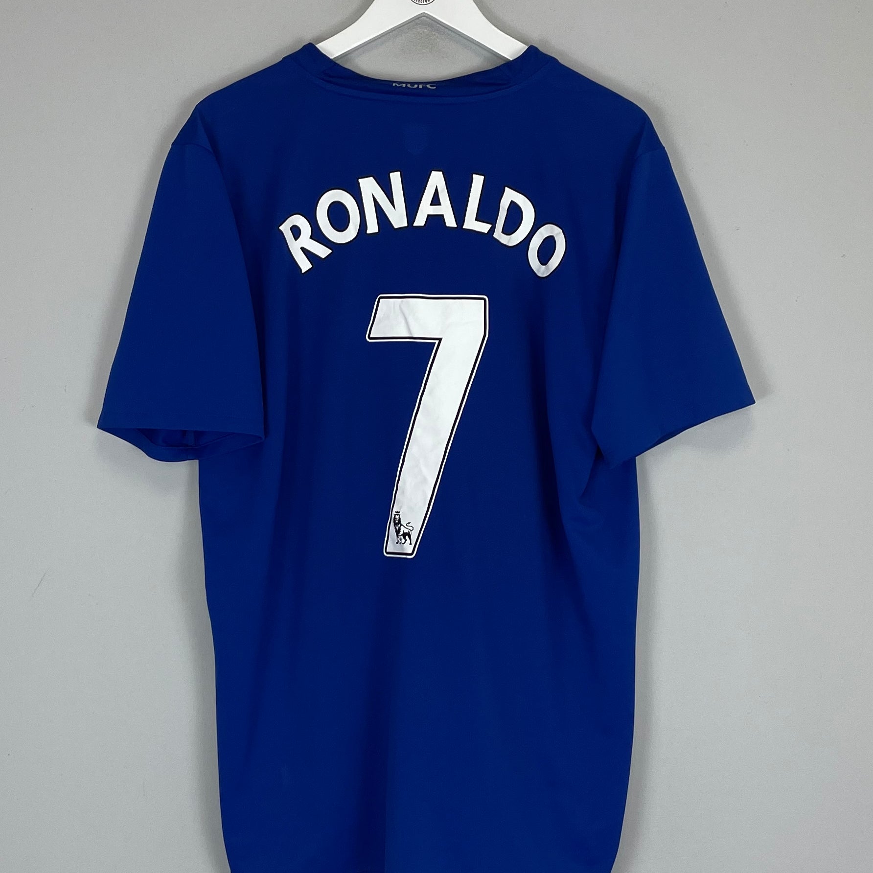 Shop 2008/09 MANCHESTER UNITED RONALDO #7 AWAY SHIRT (XL) NIKE, classic football shirts, vintage football shirts & retro soccer jerseys at Cult Kits
