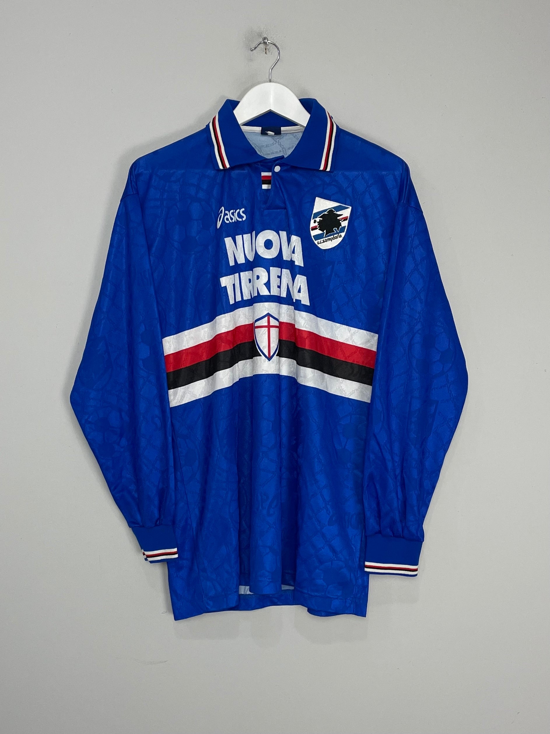 Shop 1995/96 SAMPDORIA #6 L/S HOME SHIRT (L) ASICS, classic football shirts, vintage football shirts & retro soccer jerseys at Cult Kits
