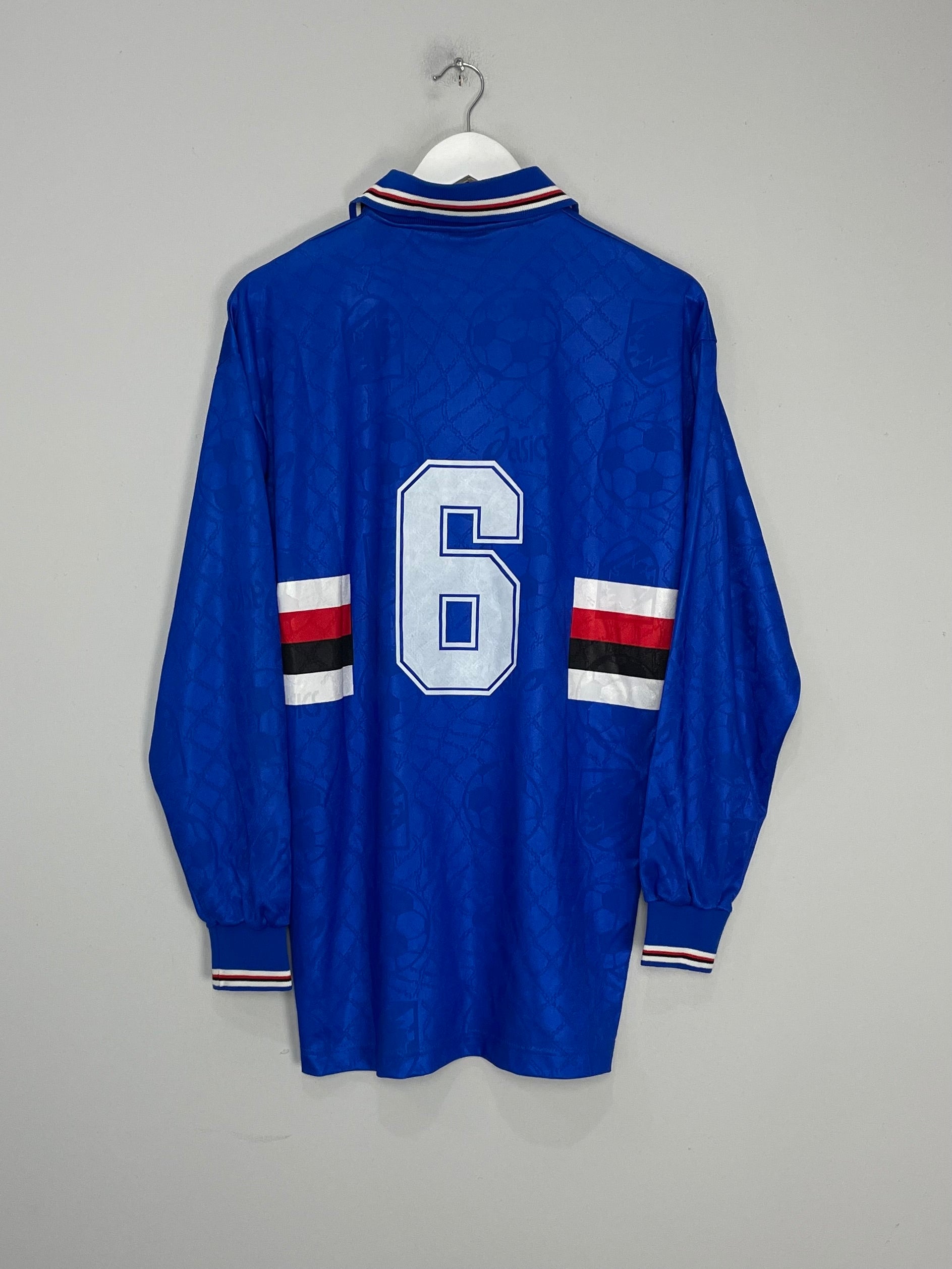 Shop 1995/96 SAMPDORIA #6 L/S HOME SHIRT (L) ASICS, classic football shirts, vintage football shirts & retro soccer jerseys at Cult Kits