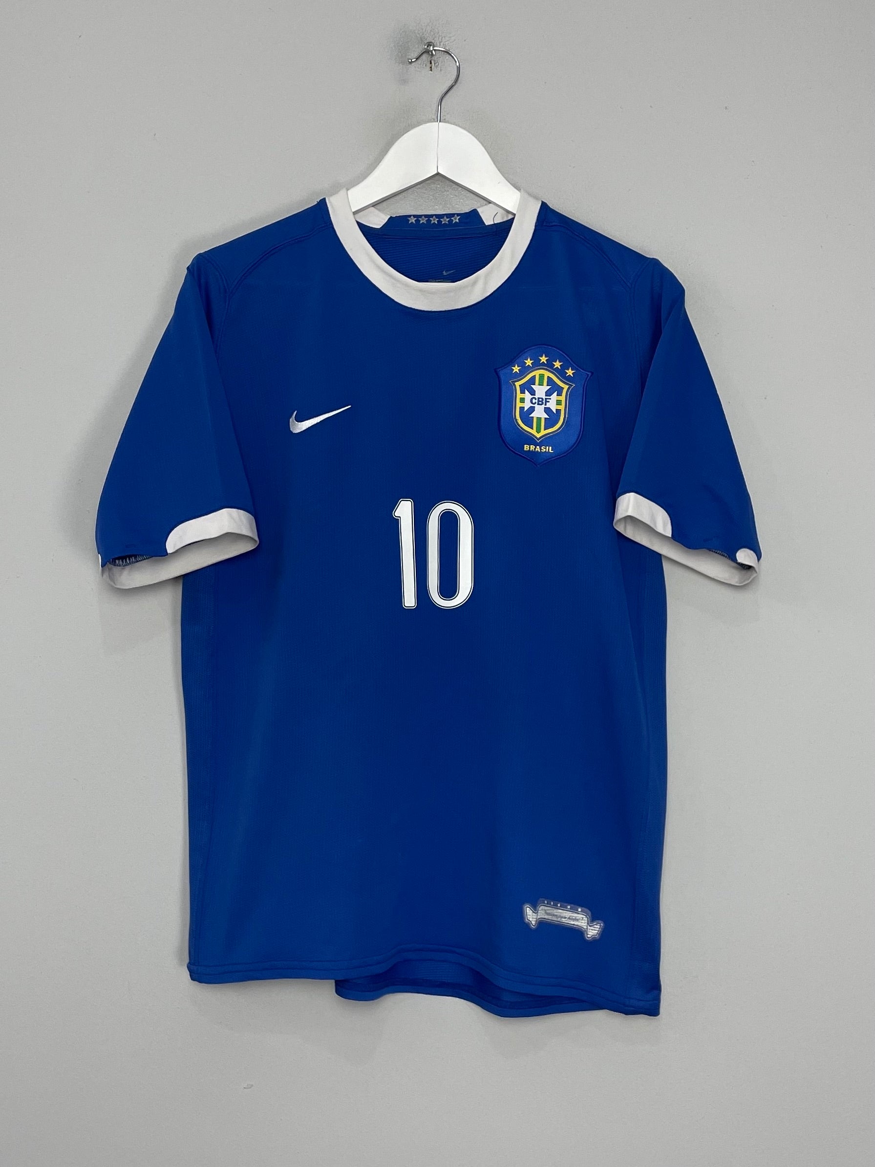 Shop 2006/07 BRAZIL RONALDINHO #10 AWAY SHIRT (M) NIKE, classic football shirts, vintage football shirts & retro soccer jerseys at Cult Kits