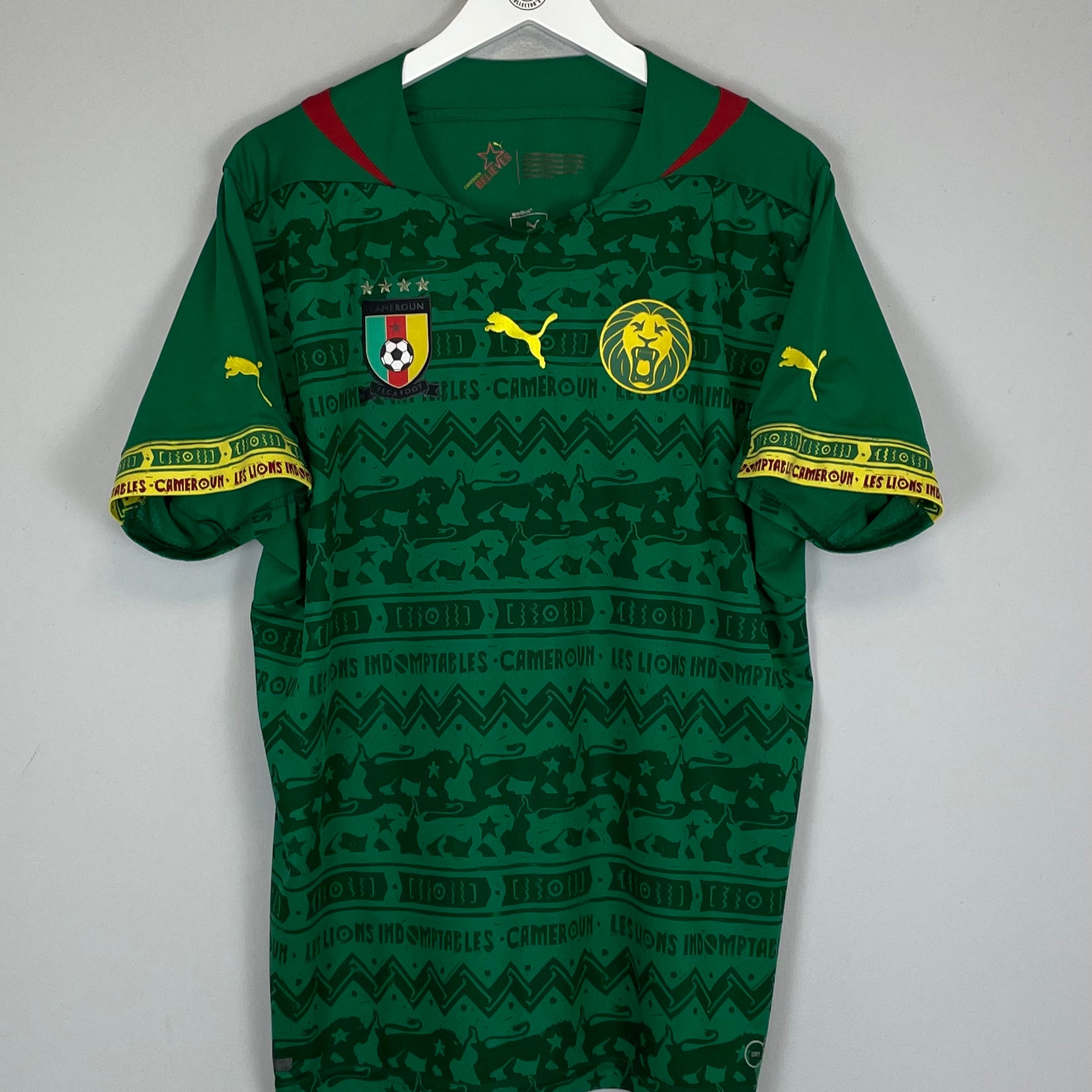Shop 2014/15 CAMEROON HOME SHIRT (XL) PUMA, classic football shirts, vintage football shirts & retro soccer jerseys at Cult Kits
