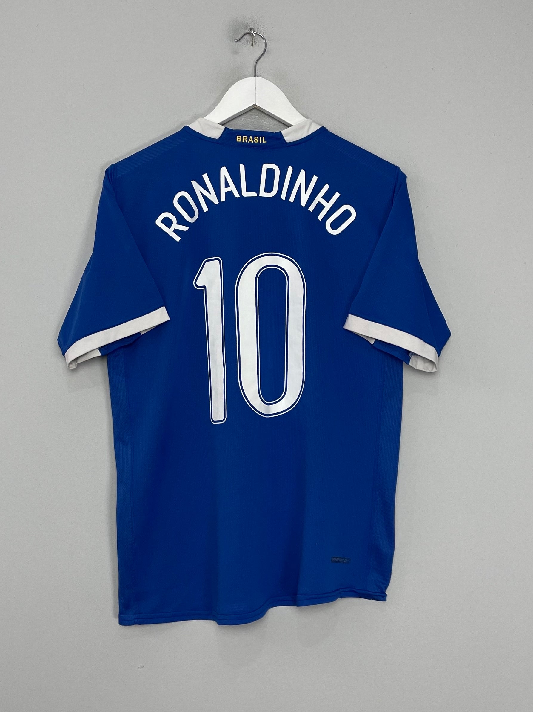 Shop 2006/07 BRAZIL RONALDINHO #10 AWAY SHIRT (M) NIKE, classic football shirts, vintage football shirts & retro soccer jerseys at Cult Kits