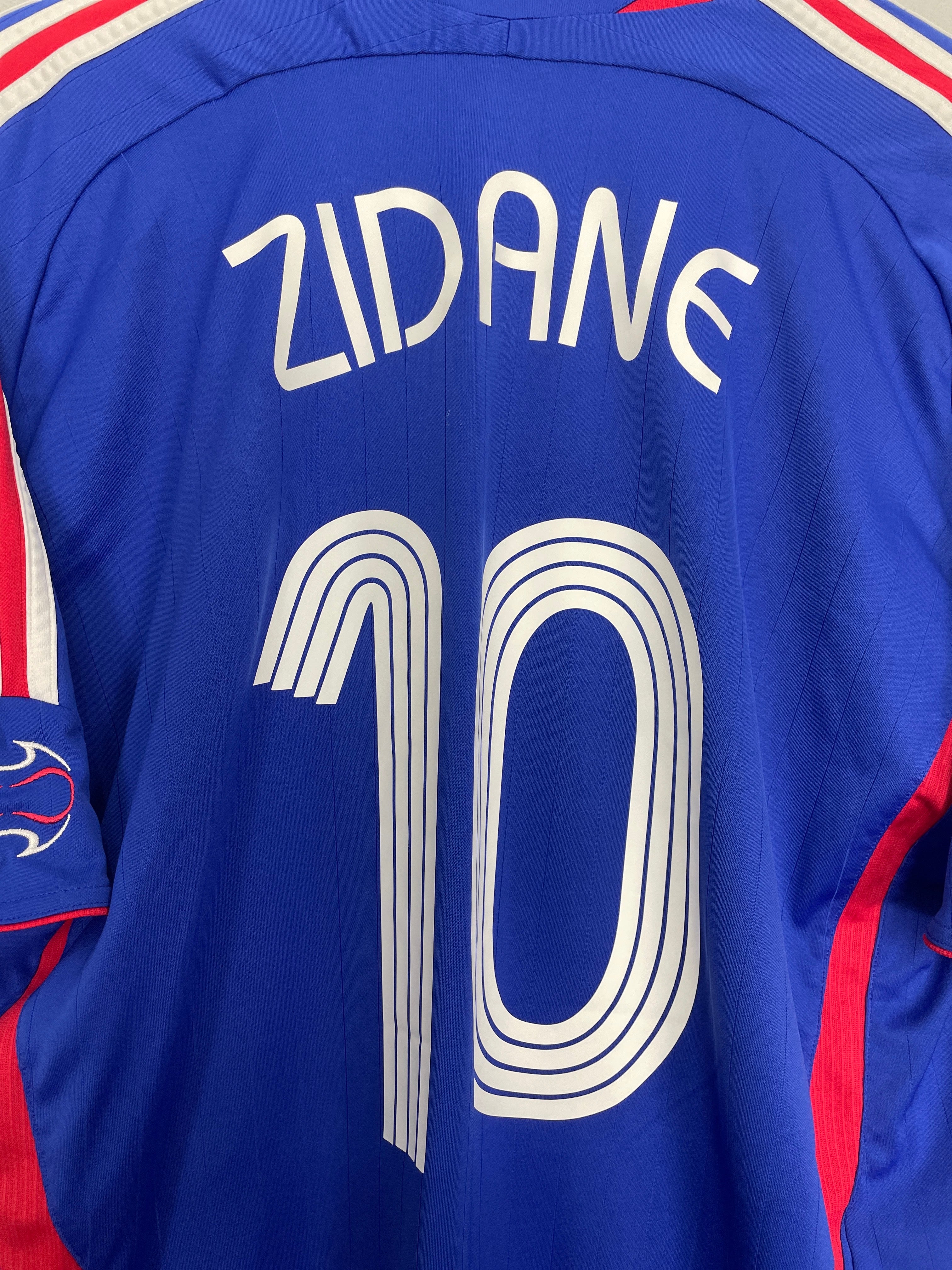 Shop 2006/07 FRANCE ZIDANE #10 HOME SHIRT (XXL) ADIDAS, classic football shirts, vintage football shirts & retro soccer jerseys at Cult Kits