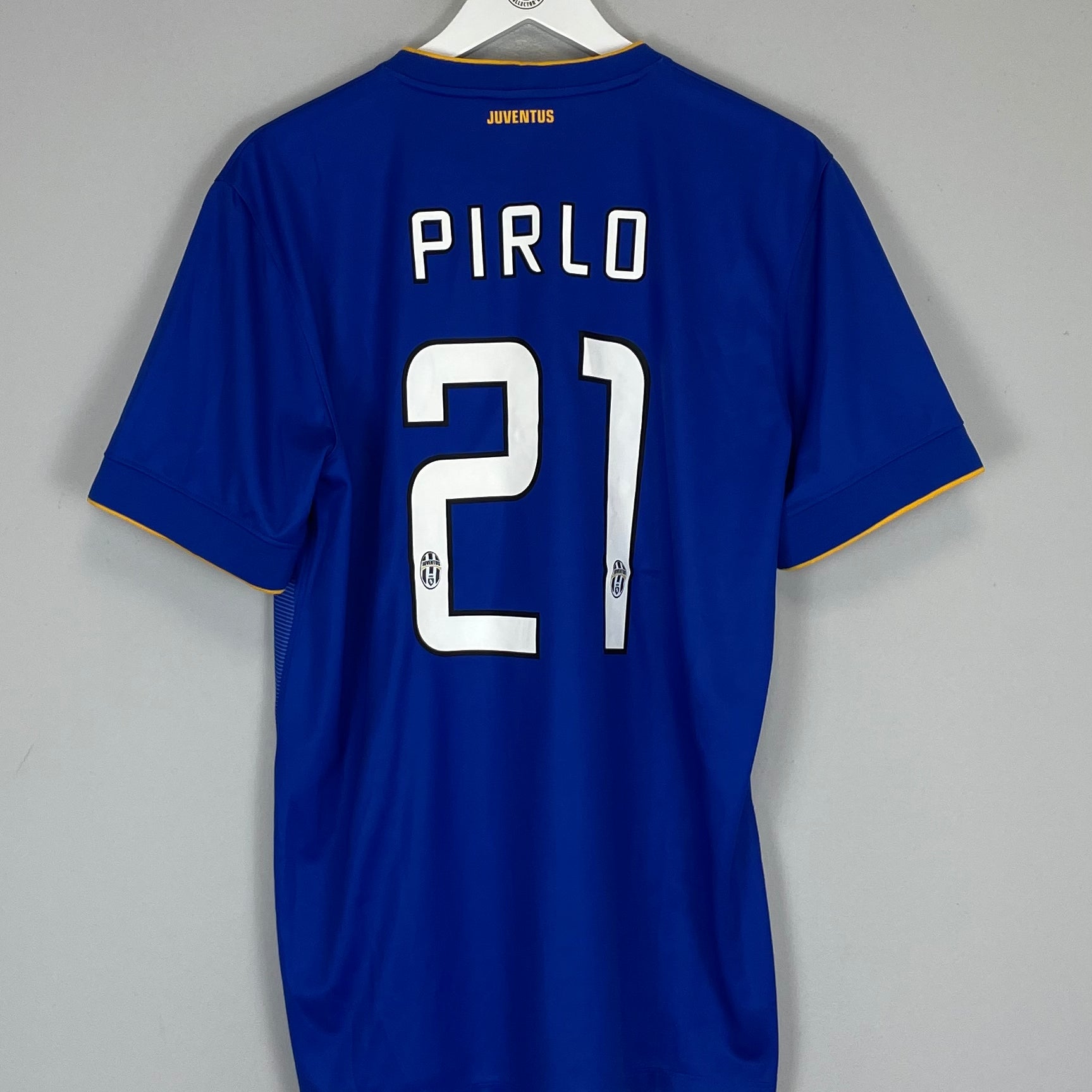 Shop 2014/15 JUVENTUS PIRLO #21 AWAY SHIRT (L) NIKE, classic football shirts, vintage football shirts & retro soccer jerseys at Cult Kits