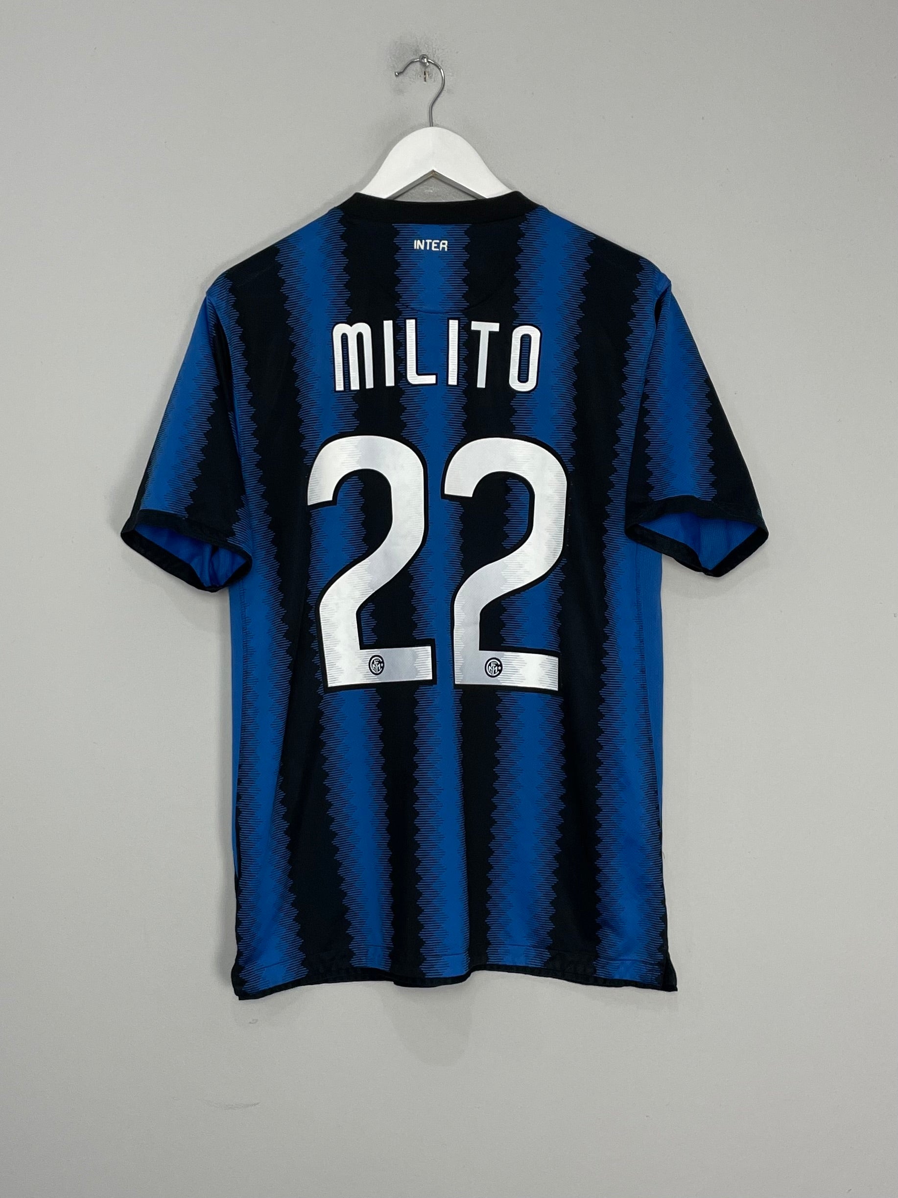Shop 2010/11 INTER MILAN MILITO #22 HOME SHIRT (L) NIKE, classic football shirts, vintage football shirts & retro soccer jerseys at Cult Kits