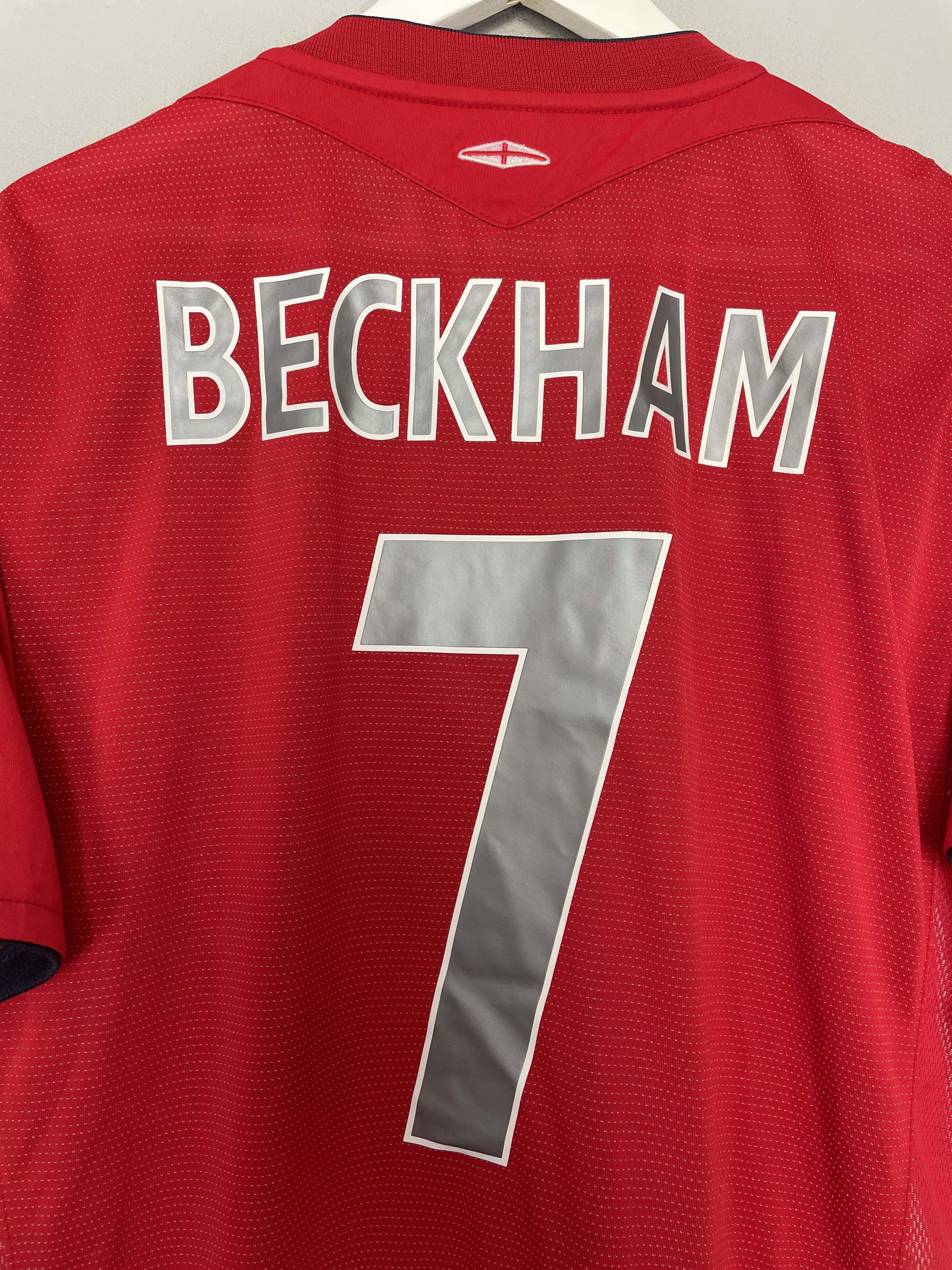 Shop 2004/06 ENGLAND BECKHAM #7 AWAY SHIRT (XL) UMBRO, classic football shirts, vintage football shirts & retro soccer jerseys at Cult Kits