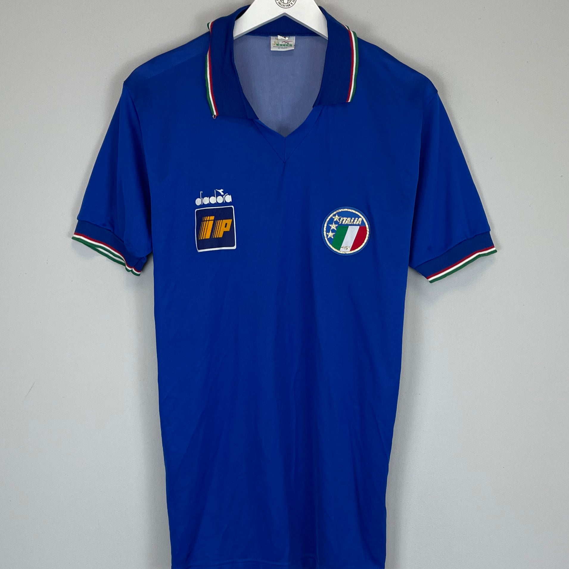 Shop 1986/91 ITALY HOME SHIRT (XL) DIADORA, classic football shirts, vintage football shirts & retro soccer jerseys at Cult Kits