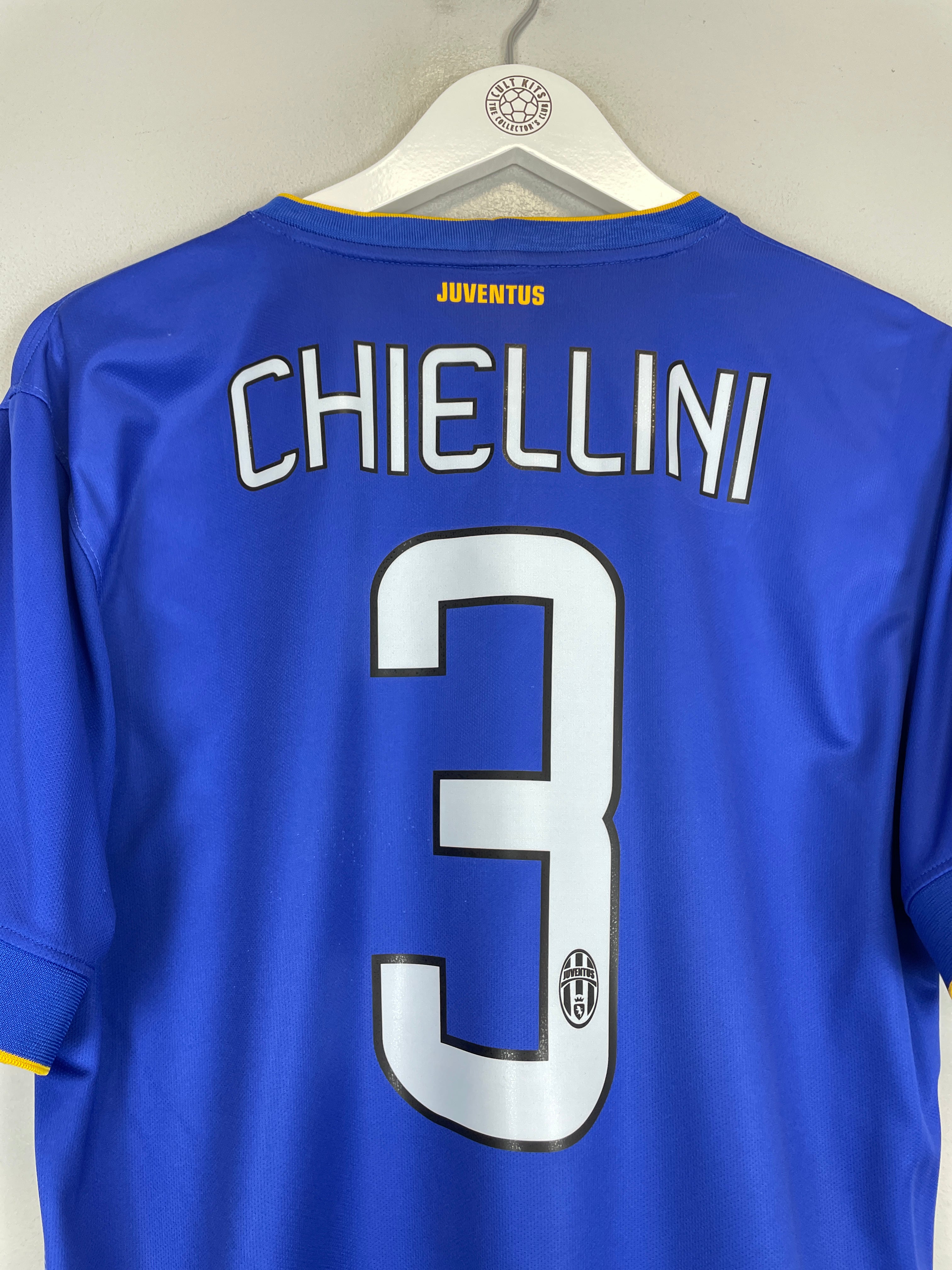 Shop 2014/15 JUVENTUS CHIELLINI #3 AWAY SHIRT (L) NIKE, classic football shirts, vintage football shirts & retro soccer jerseys at Cult Kits
