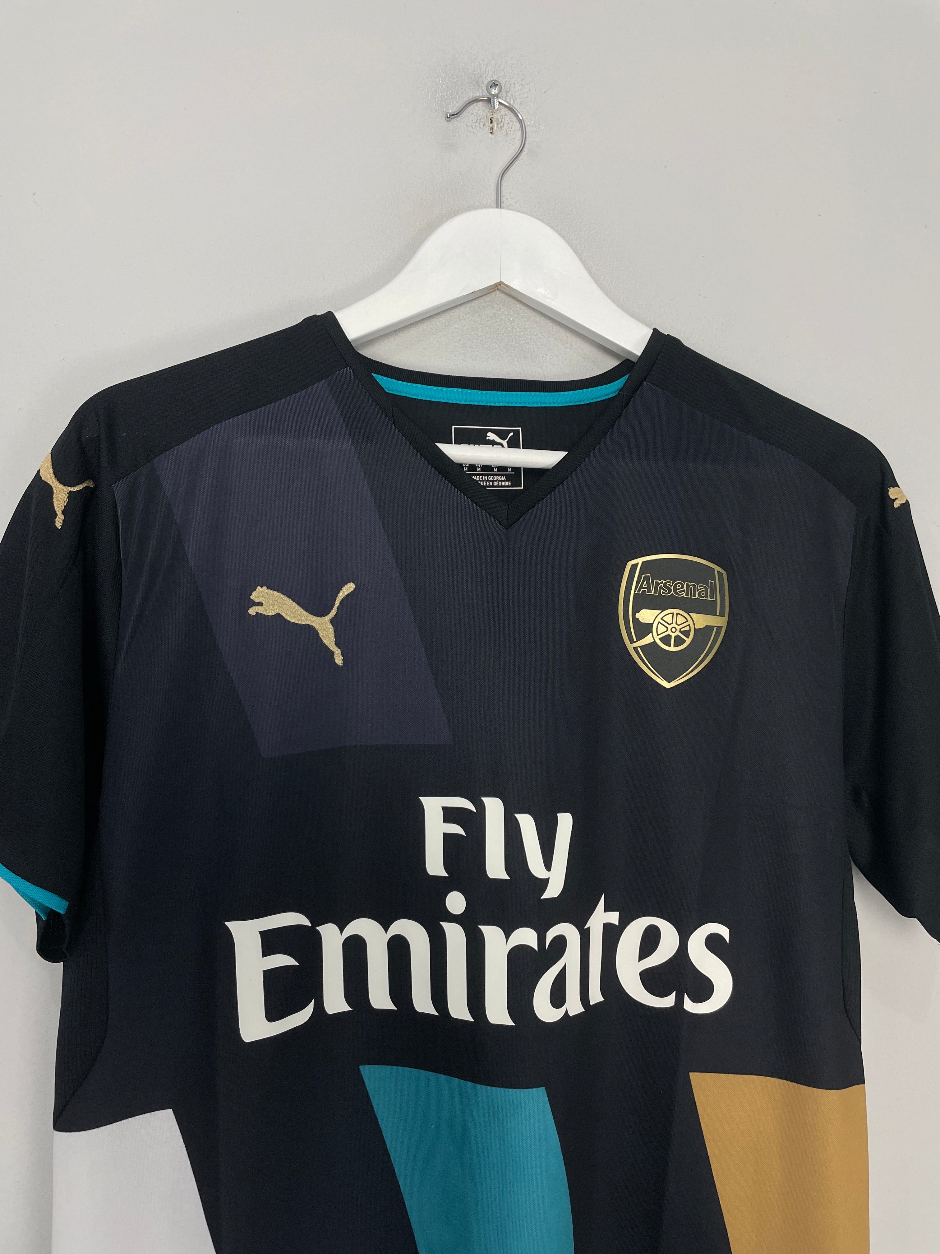 Shop 2015/16 ARSENAL MONREAL #18 THIRD SHIRT (M) PUMA, classic football shirts, vintage football shirts & retro soccer jerseys at Cult Kits