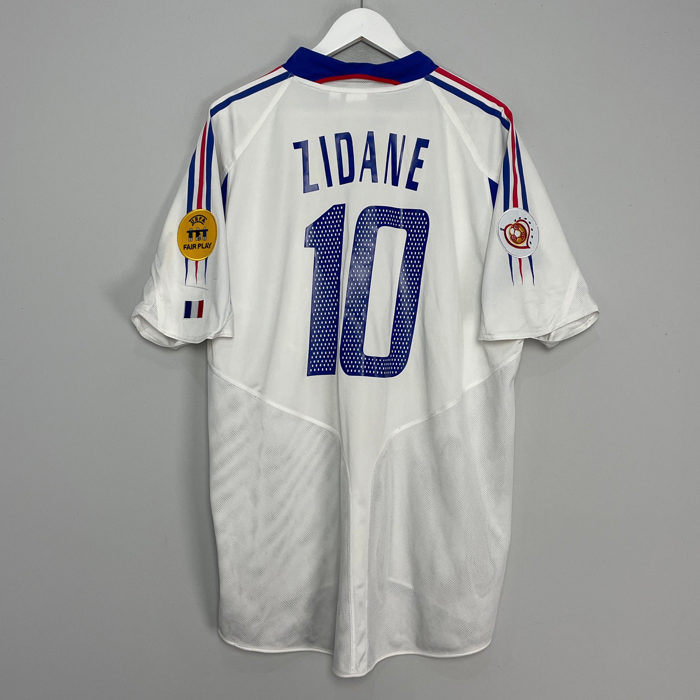 Shop 2004/06 FRANCE ZIDANE #10 AWAY SHIRT (XL) ADIDAS, classic football shirts, vintage football shirts & retro soccer jerseys at Cult Kits