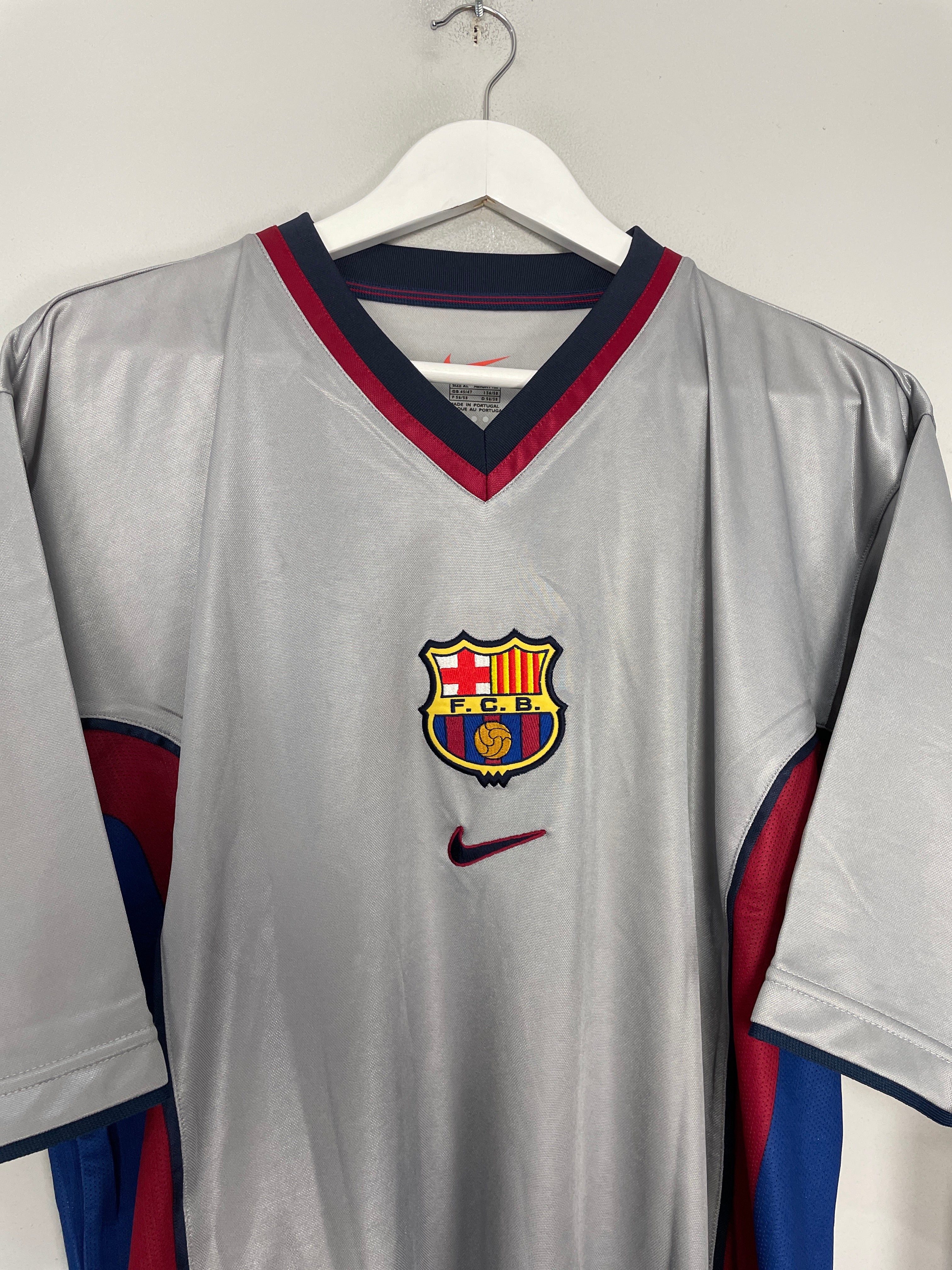 Shop 1998/01 BARCELONA #19 *PLAYER ISSUE* BNWT AWAY SHIRT (XL) NIKE, classic football shirts, vintage football shirts & retro soccer jerseys at Cult Kits