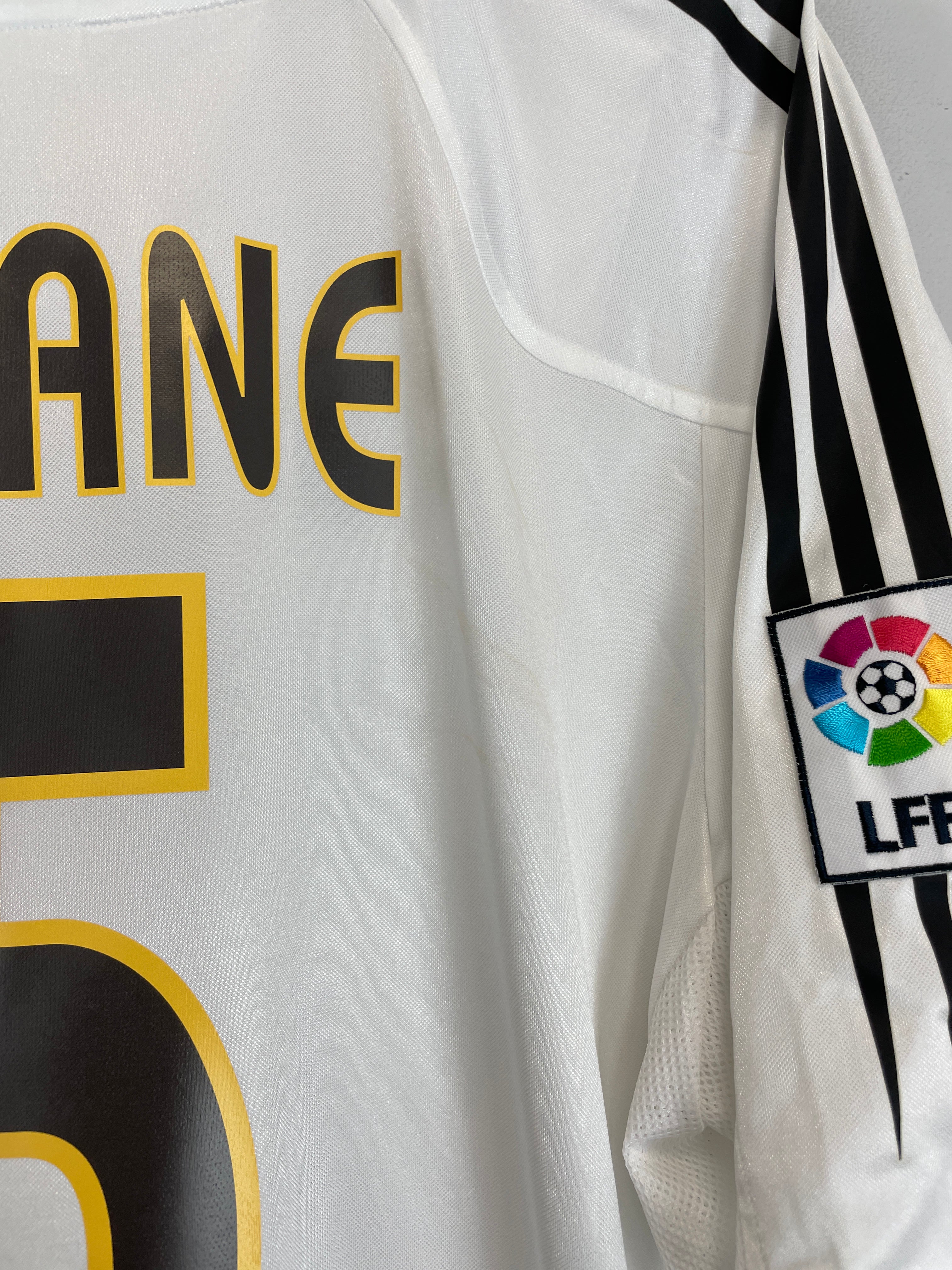 Shop 2004/05 REAL MADRID ZIDANE #5 HOME SHIRT (XL) ADIDAS, classic football shirts, vintage football shirts & retro soccer jerseys at Cult Kits