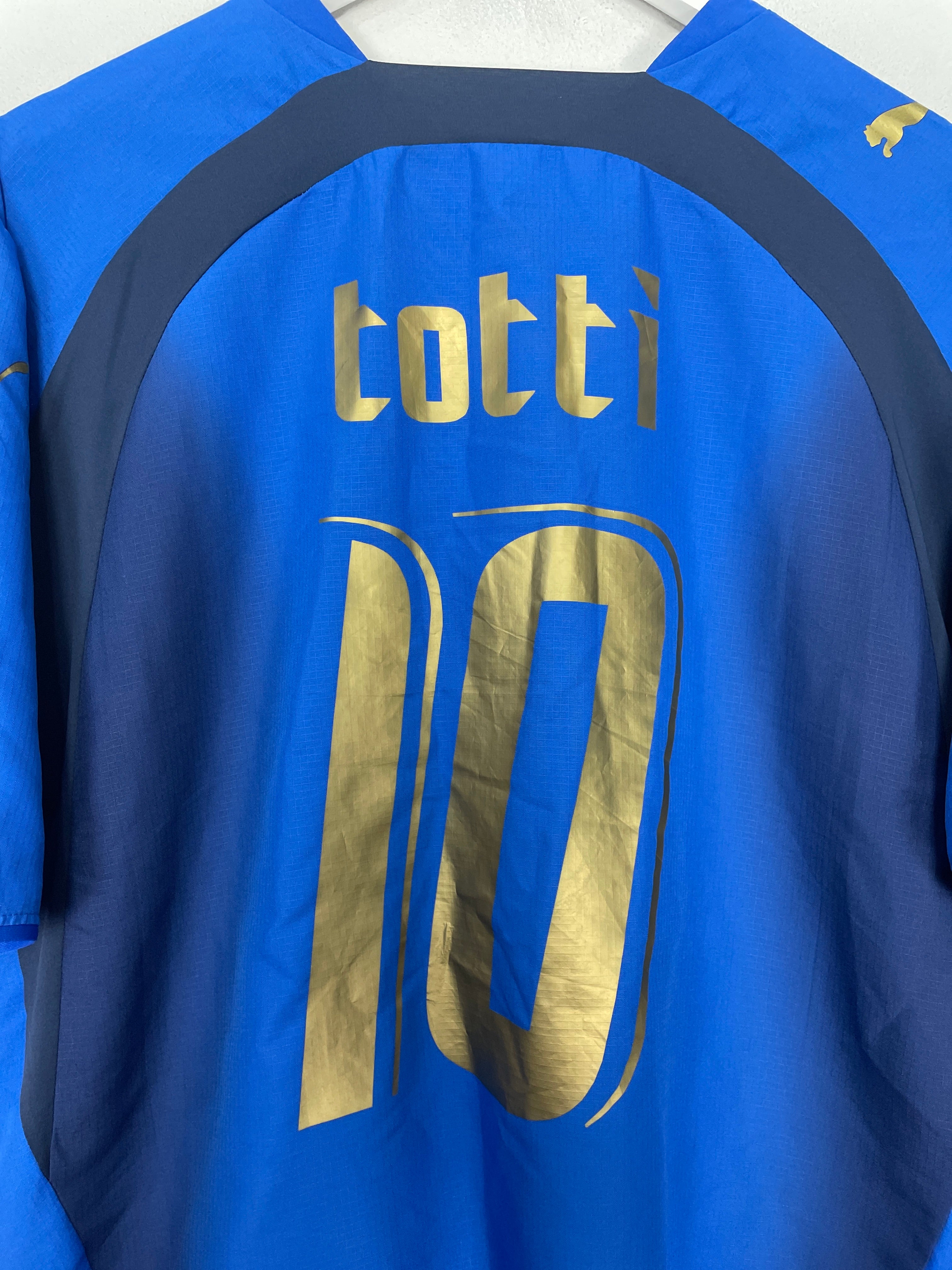 Shop 2006 ITALY TOTTI #10 HOME SHIRT (XL) PUMA, classic football shirts, vintage football shirts & retro soccer jerseys at Cult Kits
