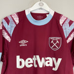 Shop 2022/23 WEST HAM HOME SHIRT (M) UMBRO, classic football shirts, vintage football shirts & retro soccer jerseys at Cult Kits
