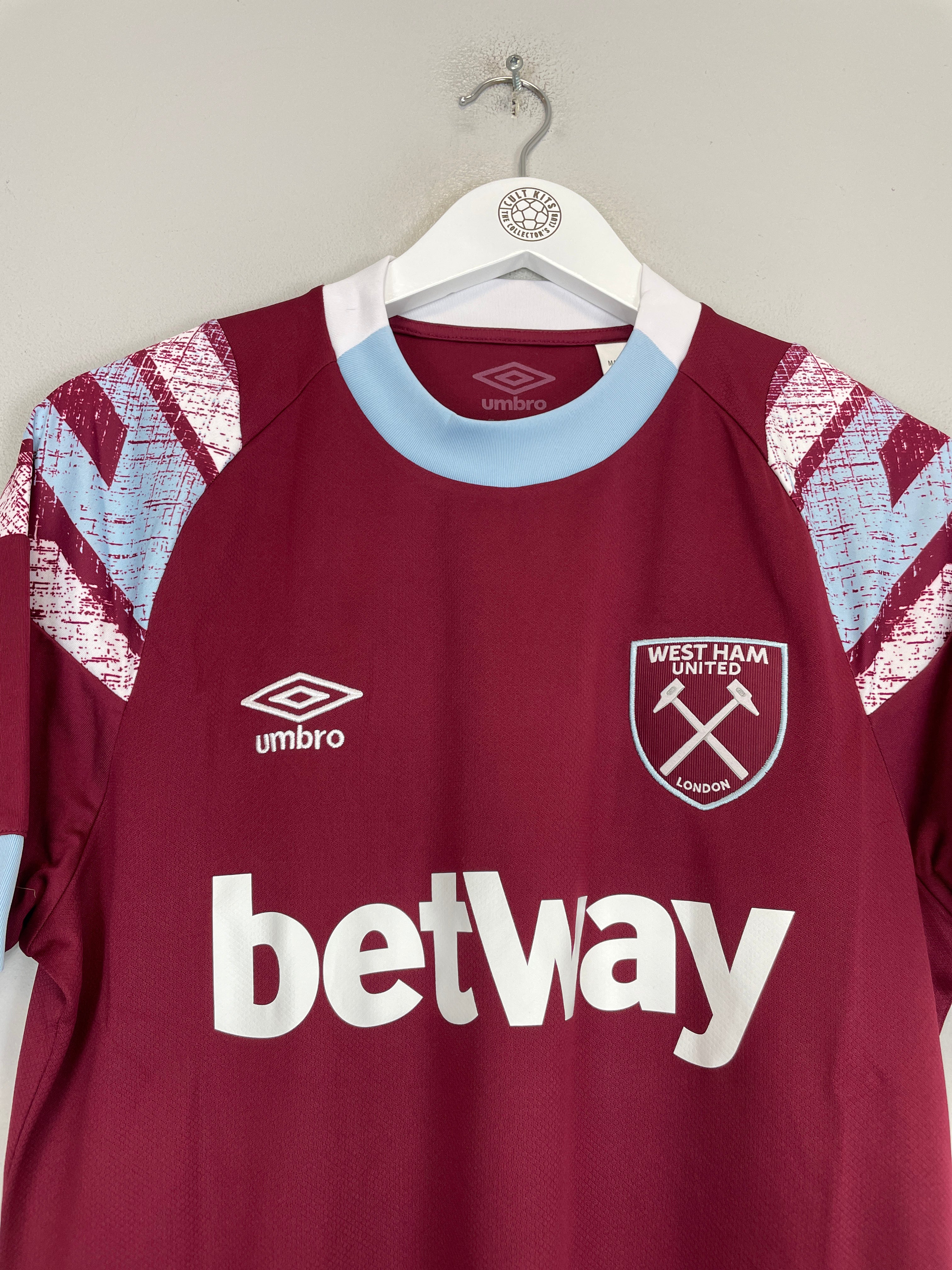 Shop 2022/23 WEST HAM HOME SHIRT (M) UMBRO, classic football shirts, vintage football shirts & retro soccer jerseys at Cult Kits