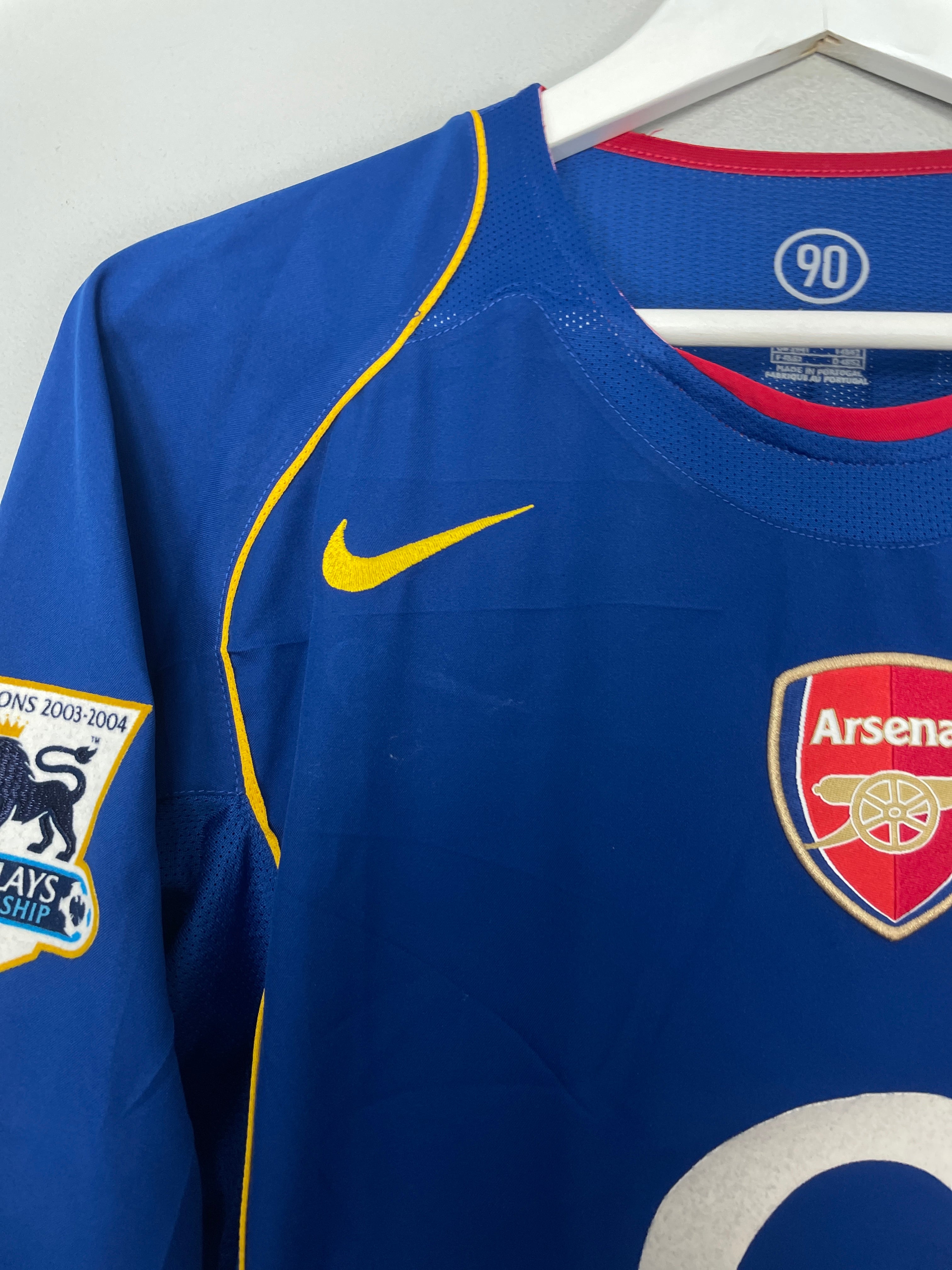 Shop 2004/05 ARSENAL V.PERSIE #11 L/S AWAY SHIRT (M) NIKE, classic football shirts, vintage football shirts & retro soccer jerseys at Cult Kits