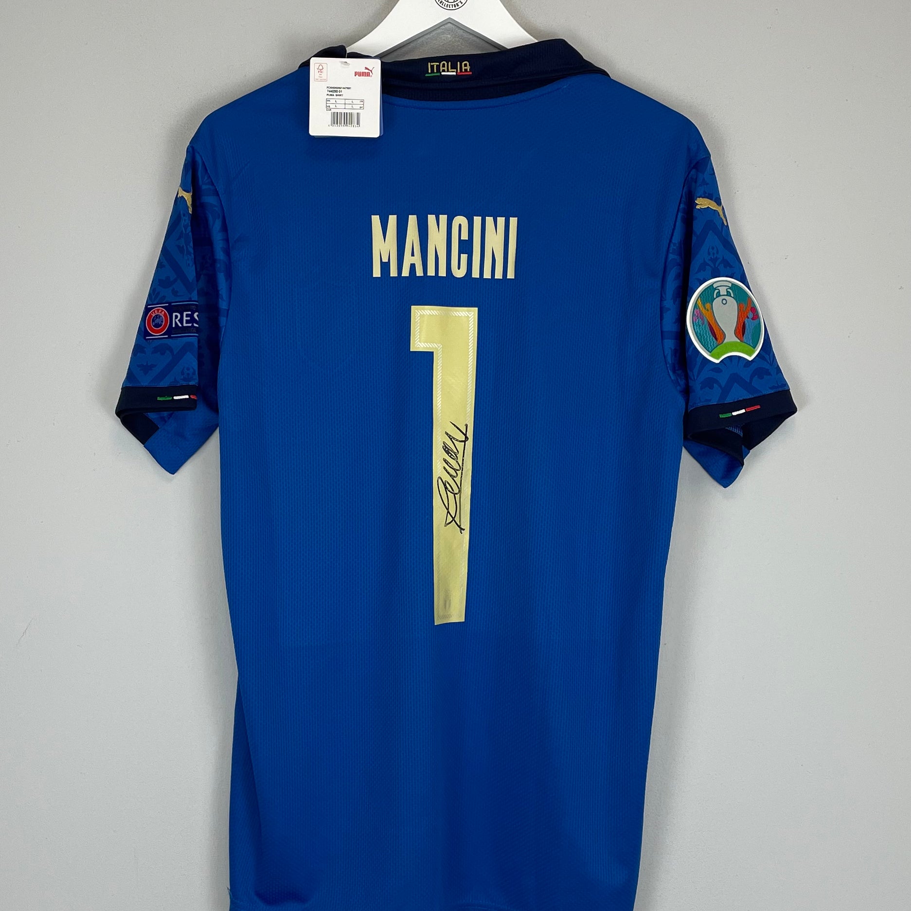 Shop 2020/21 ITALY MANCINI #1 *SIGNED* BNWT HOME SHIRT (L) PUMA, classic football shirts, vintage football shirts & retro soccer jerseys at Cult Kits