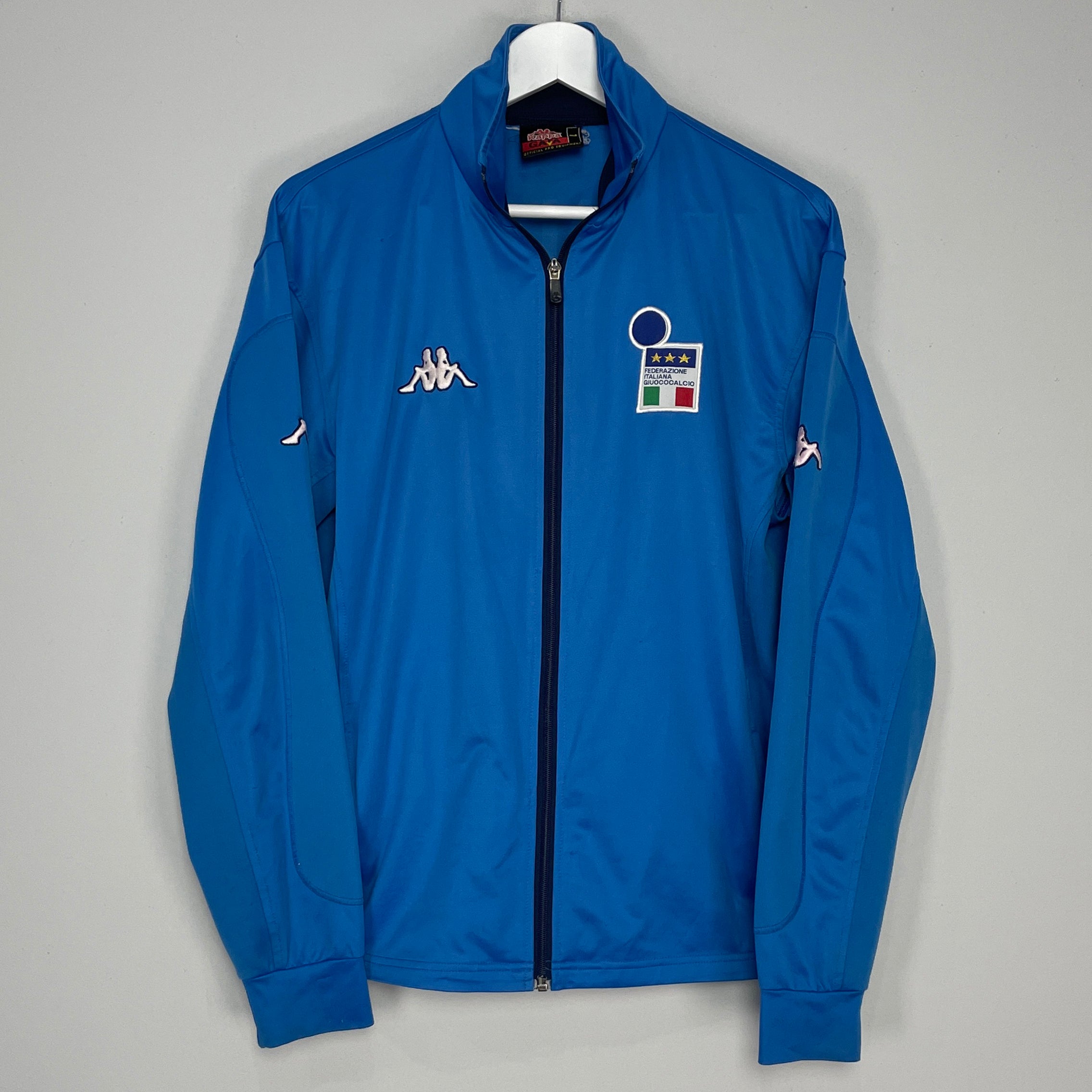 Shop 2001/02 ITALY TRACK JACKET (L) KAPPA, classic football shirts, vintage football shirts & retro soccer jerseys at Cult Kits