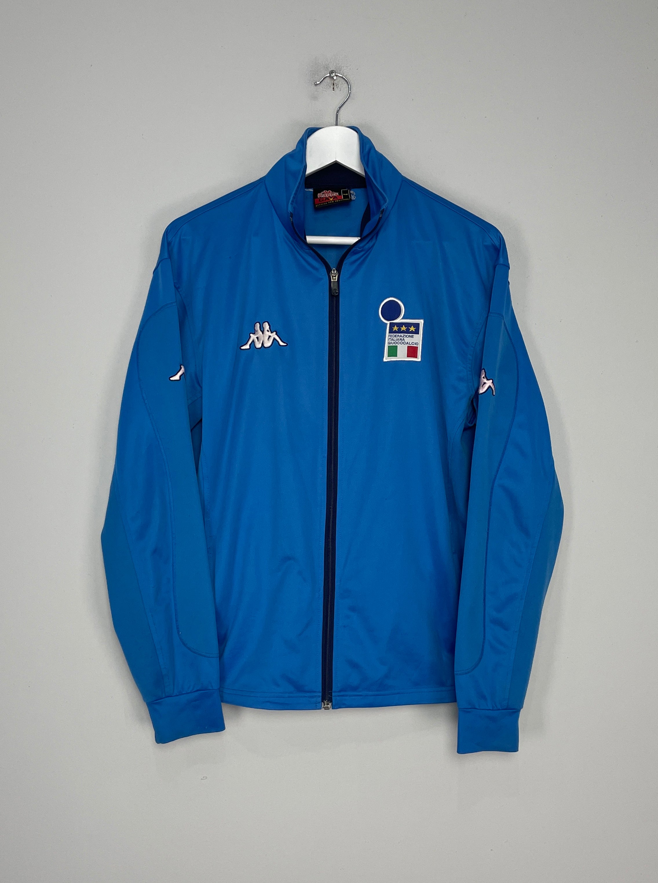 Shop 2001/02 ITALY TRACK JACKET (L) KAPPA, classic football shirts, vintage football shirts & retro soccer jerseys at Cult Kits