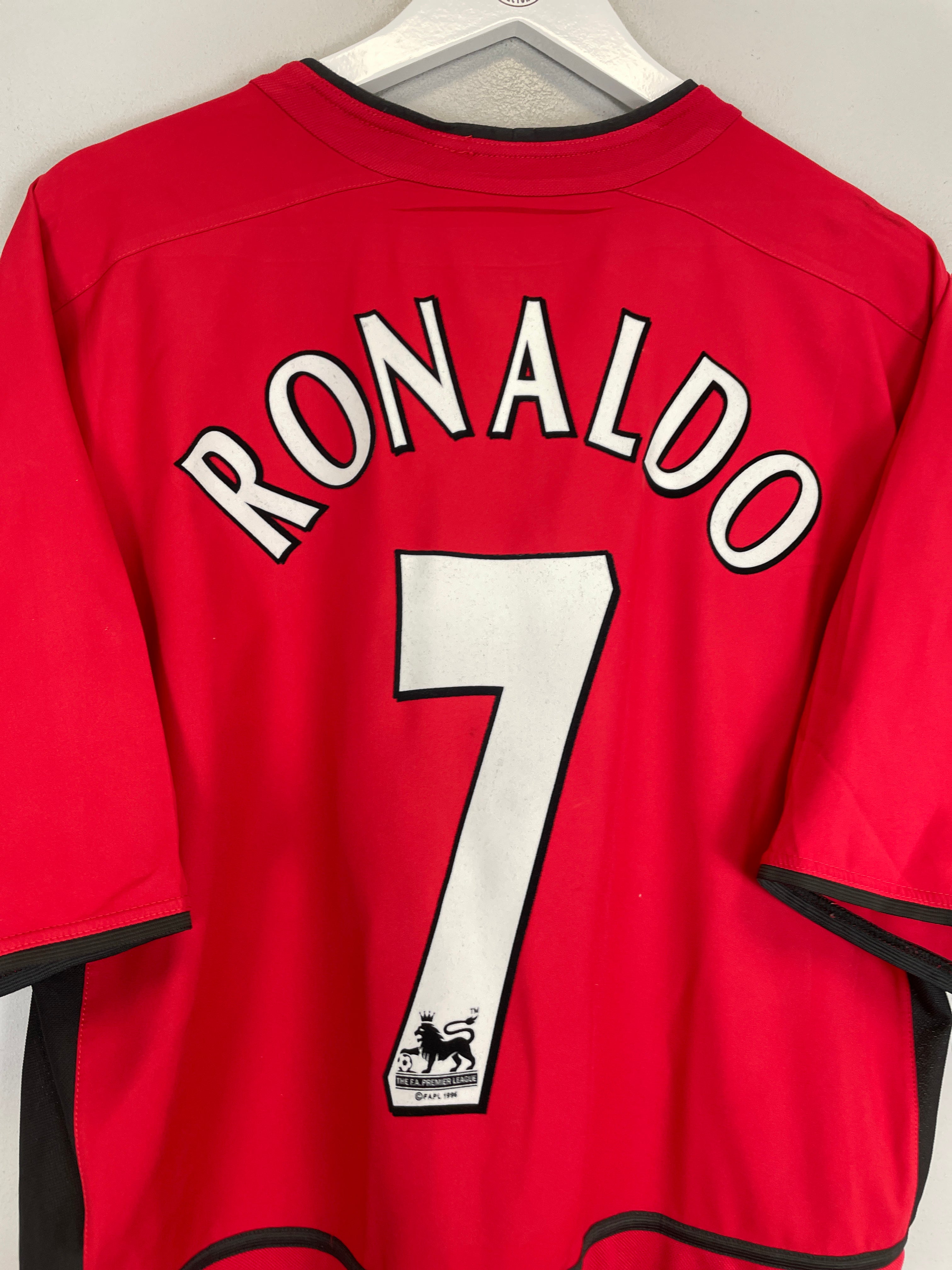 Shop 2002/04 MANCHESTER UNITED RONALDO #7 HOME SHIRT (XL) NIKE, classic football shirts, vintage football shirts & retro soccer jerseys at Cult Kits