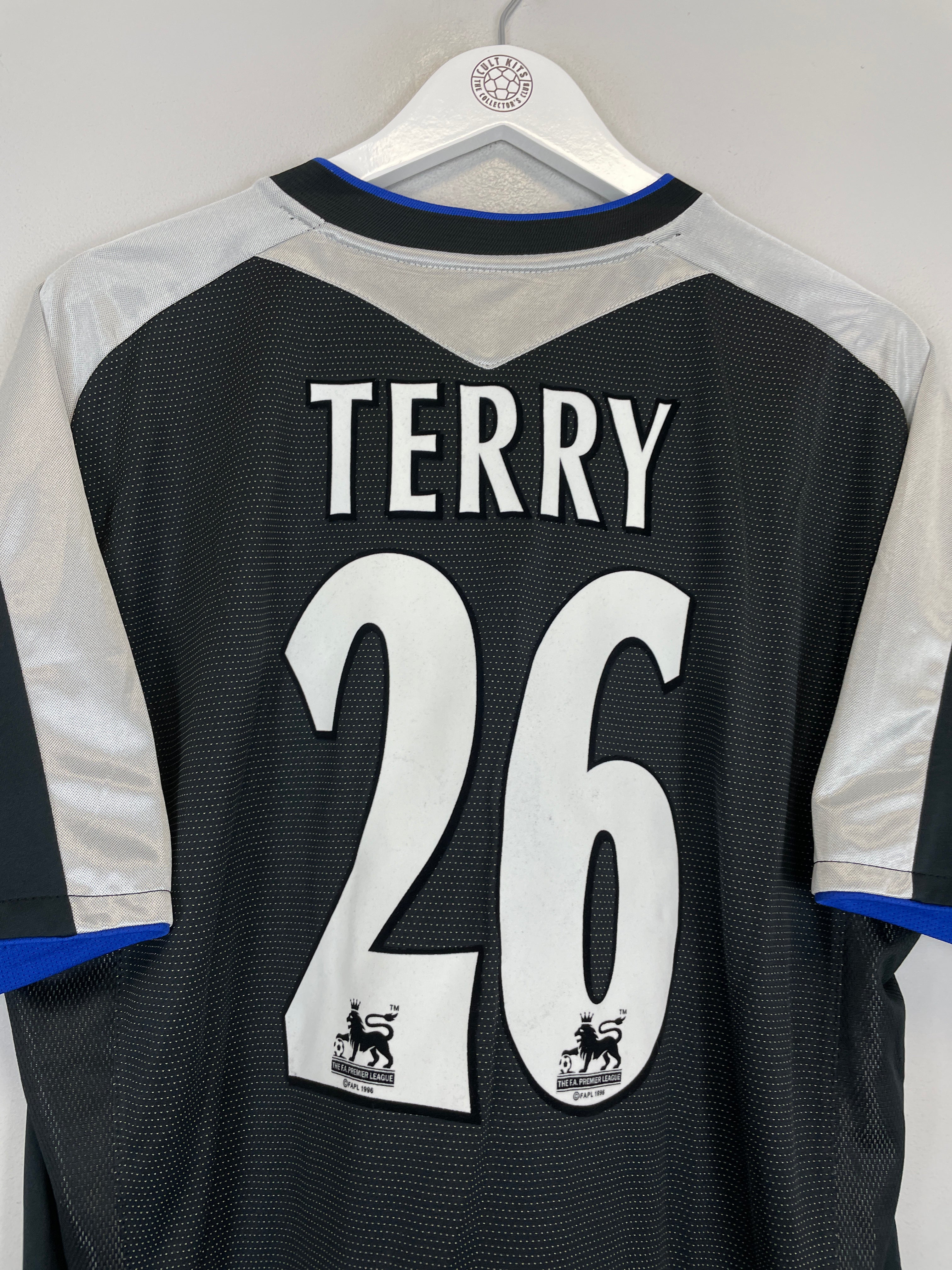 Shop 2004/05 CHELSEA TERRY #26 THIRD SHIRT (XL) UMBRO, classic football shirts, vintage football shirts & retro soccer jerseys at Cult Kits