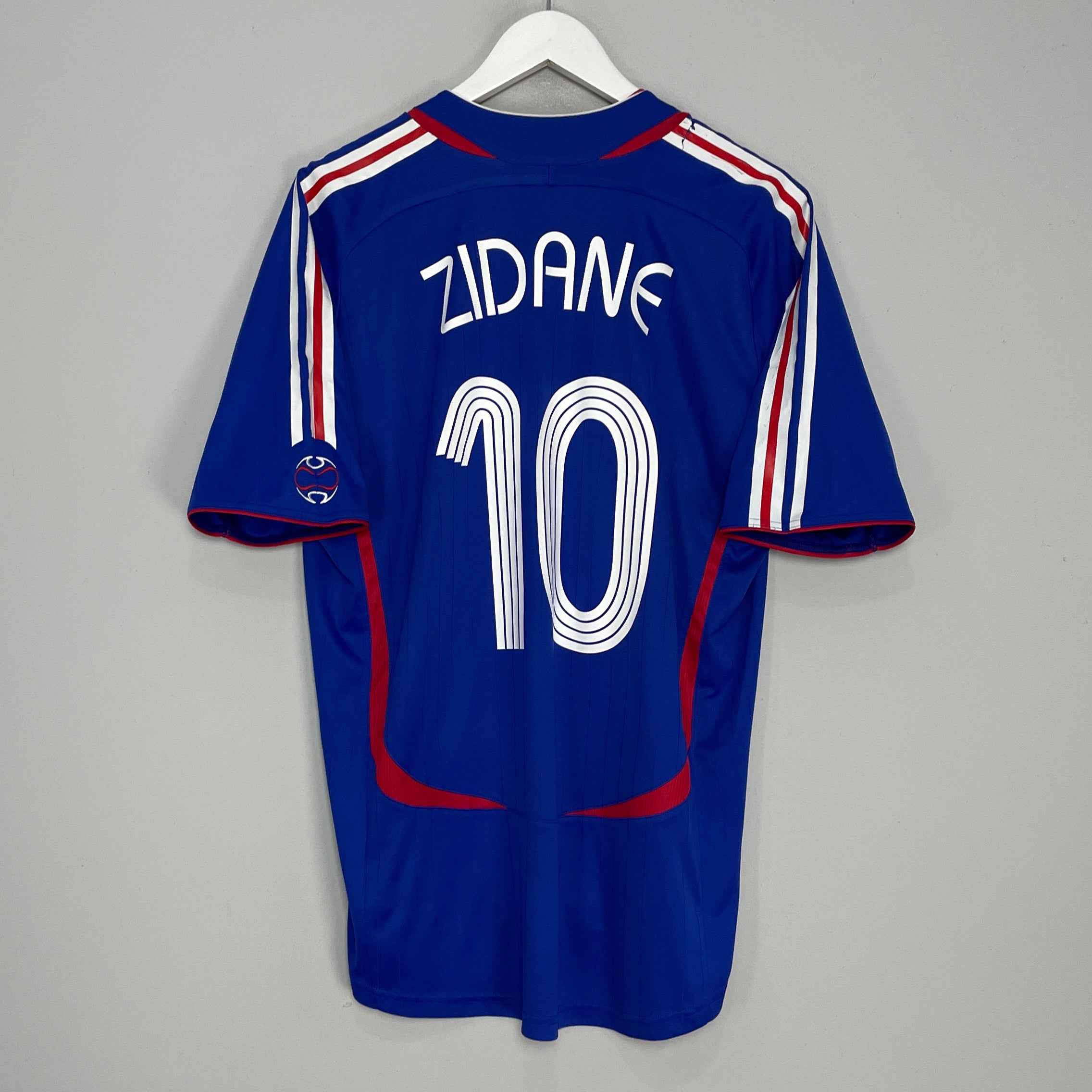Shop 2006/07 FRANCE ZIDANE #10 HOME SHIRT (L) ADIDAS, classic football shirts, vintage football shirts & retro soccer jerseys at Cult Kits