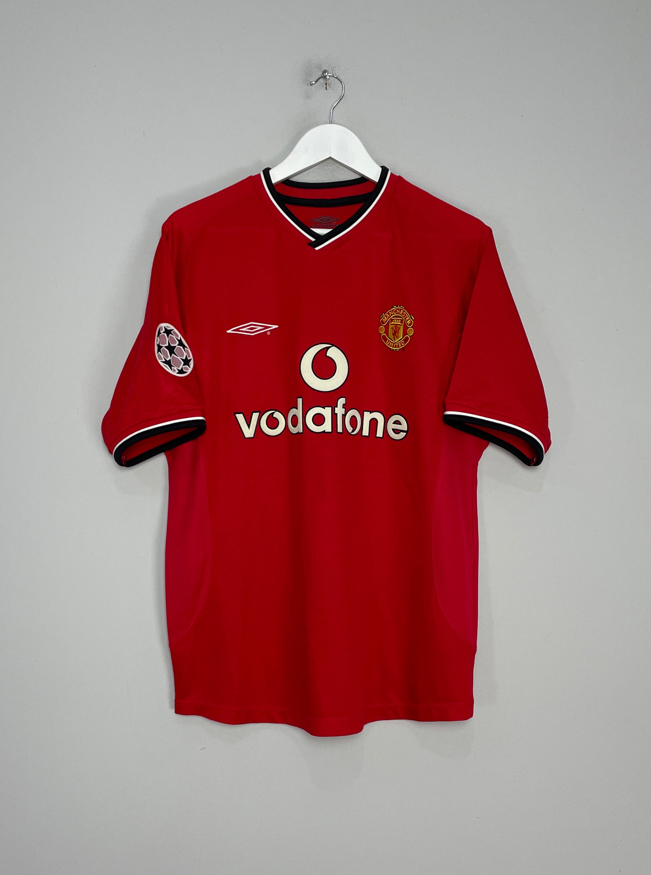 Shop 2000/02 MANCHESTER UNITED KEANE #16 C/L HOME SHIRT (M) UMBRO, classic football shirts, vintage football shirts & retro soccer jerseys at Cult Kits
