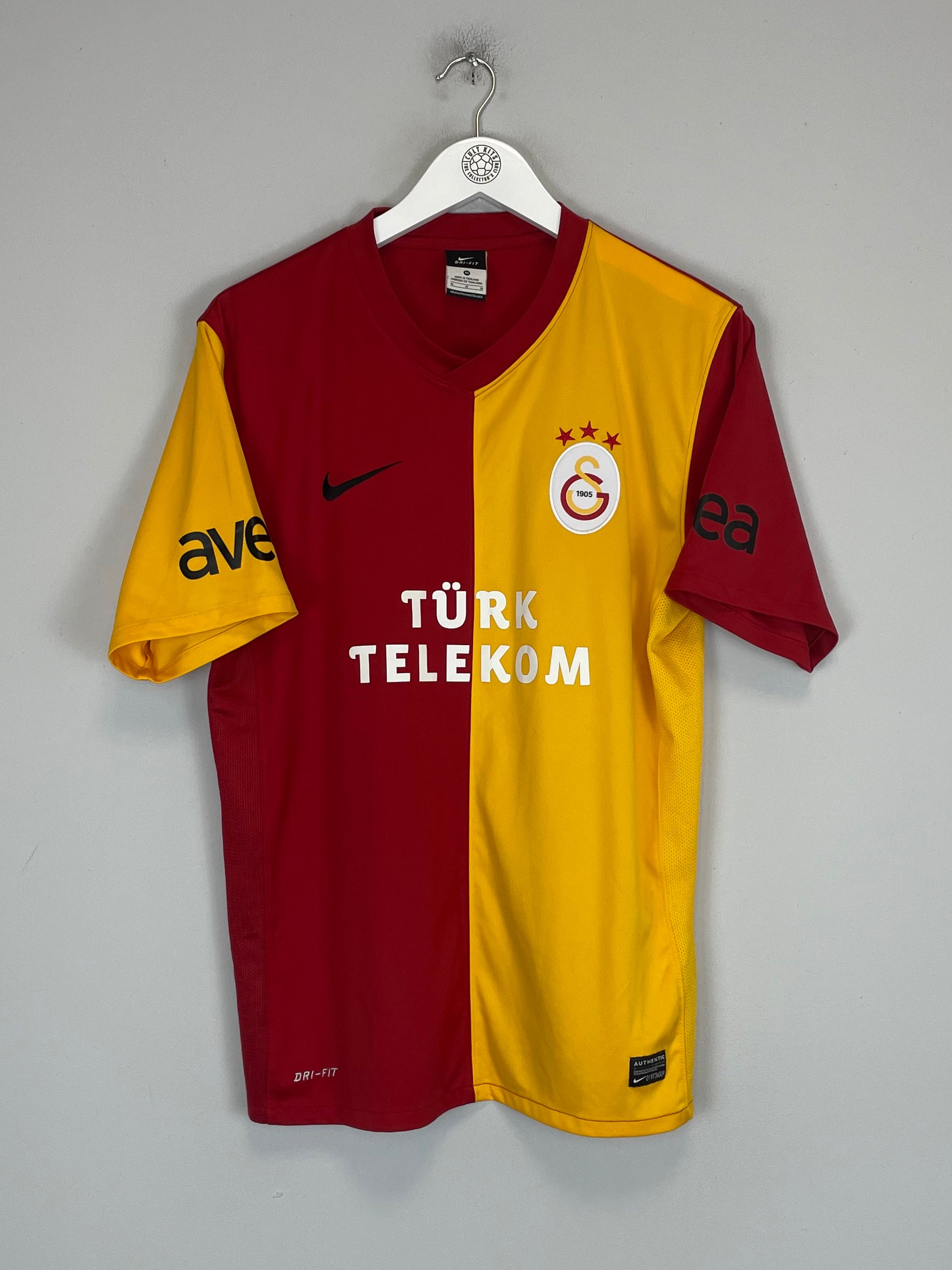 Shop 2011/12 GALATASARAY FELIPE MELO #10 HOME SHIRT (M) NIKE, classic football shirts, vintage football shirts & retro soccer jerseys at Cult Kits