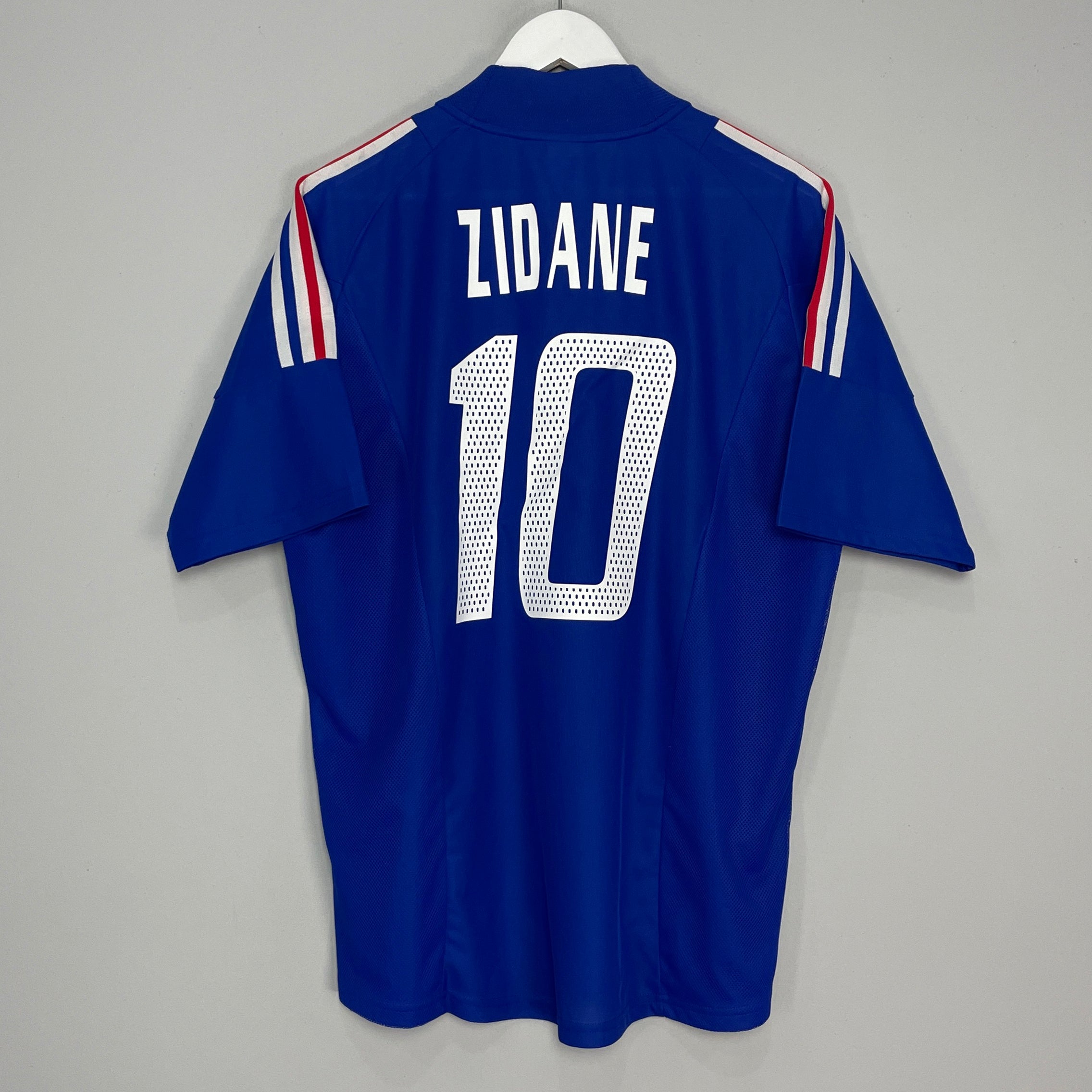 Shop 2002/04 FRANCE ZIDANE #10 HOME SHIRT (L) ADIDAS, classic football shirts, vintage football shirts & retro soccer jerseys at Cult Kits