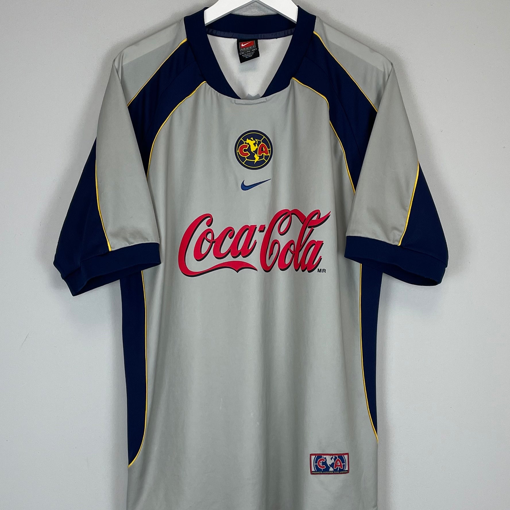 Shop 2001/02 CLUB AMERICA GK SHIRT (XL) NIKE, classic football shirts, vintage football shirts & retro soccer jerseys at Cult Kits