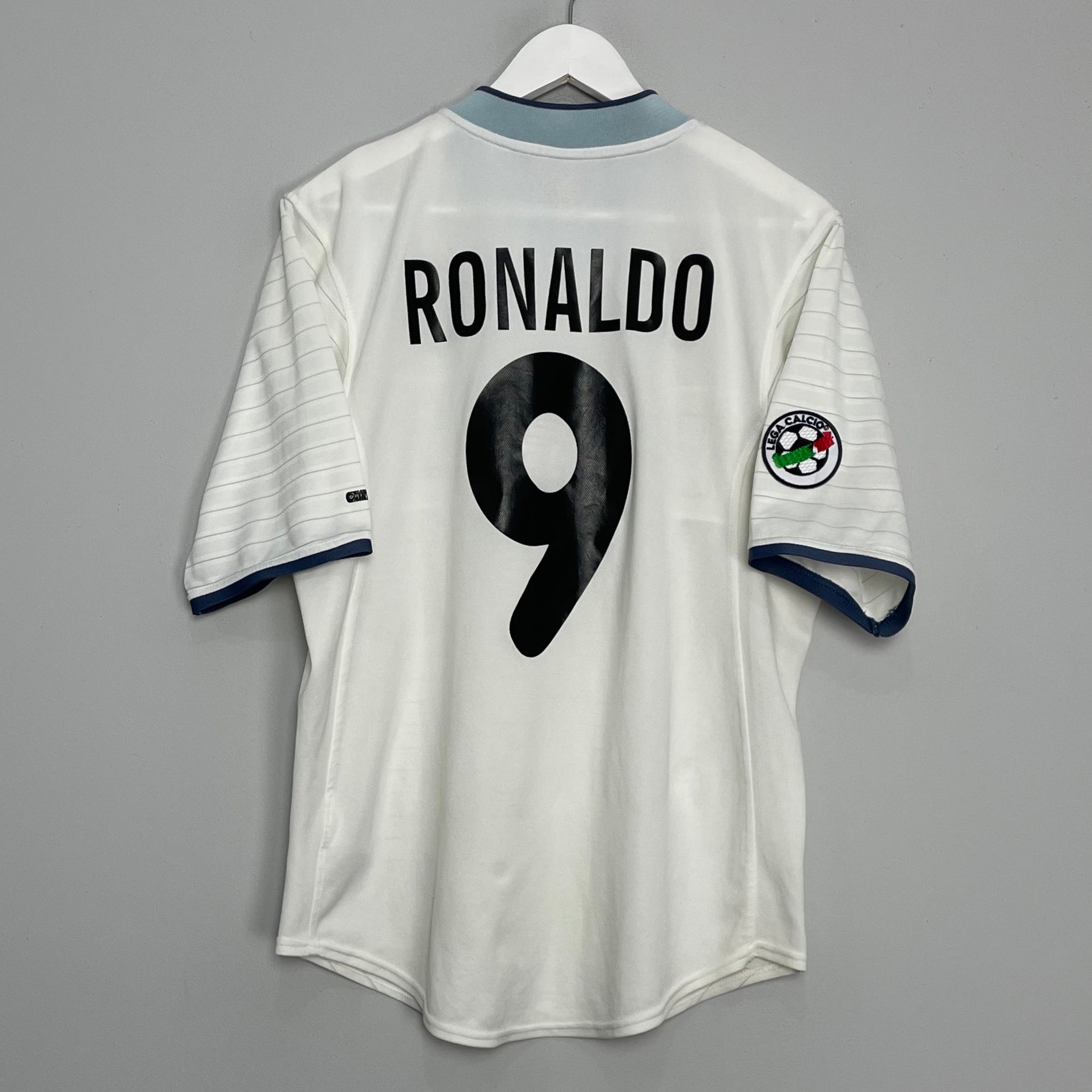 Shop 2000/01 INTER MILAN RONALDO #9 AWAY SHIRT (M) NIKE, classic football shirts, vintage football shirts & retro soccer jerseys at Cult Kits