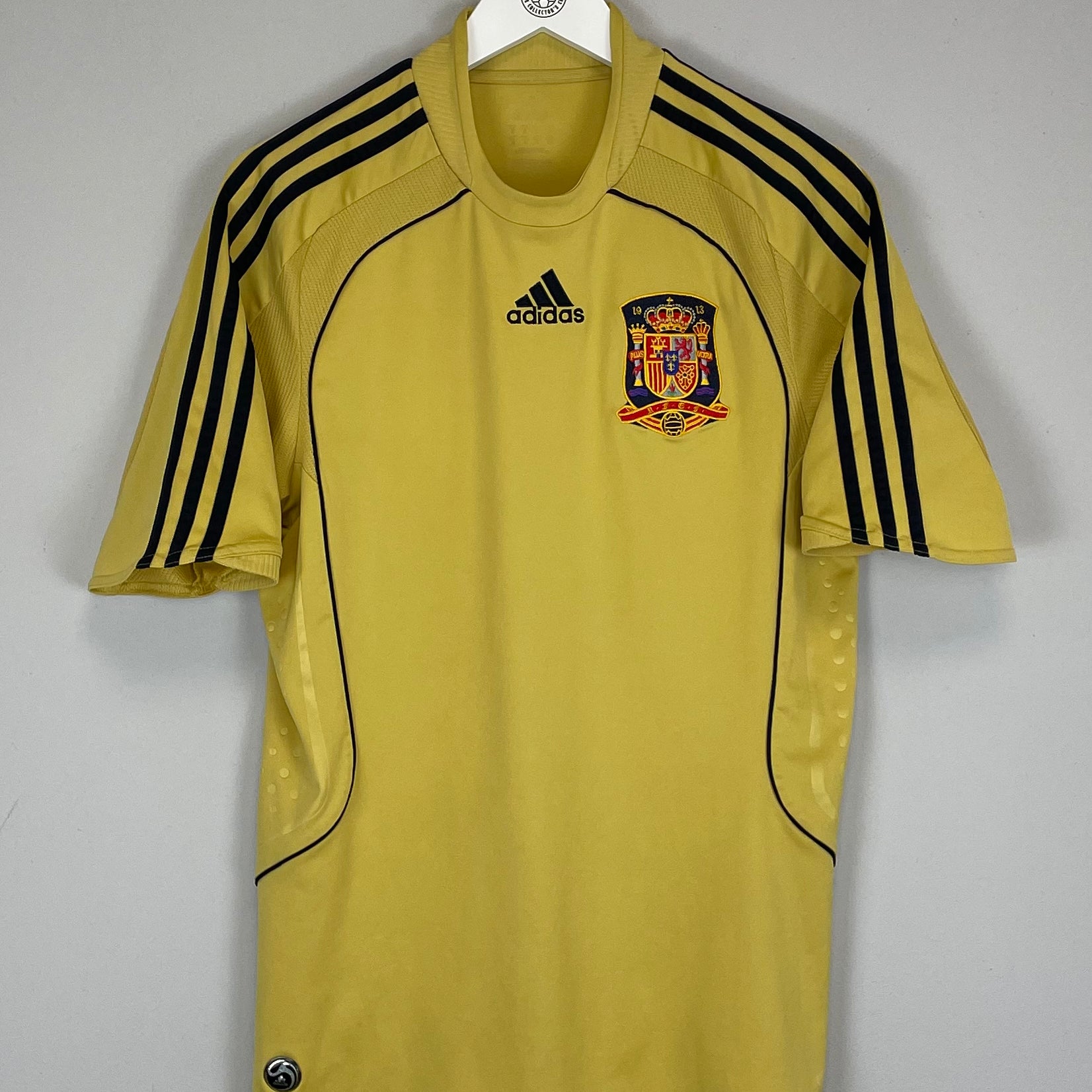 Shop 2008/10 SPAIN AWAY SHIRT (M) ADIDAS, classic football shirts, vintage football shirts & retro soccer jerseys at Cult Kits