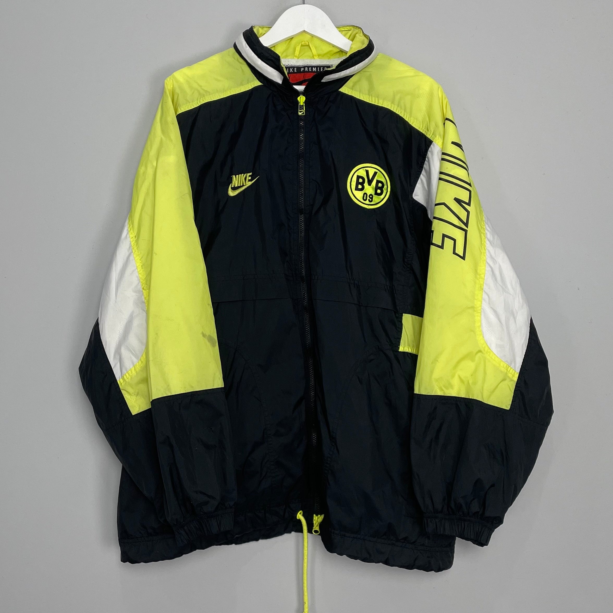 Shop 1997/98 DORTMUND TRACK JACKET (XXL) NIKE, classic football shirts, vintage football shirts & retro soccer jerseys at Cult Kits