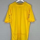 2009/10 SWEDEN HOME SHIRT (XL) UMBRO