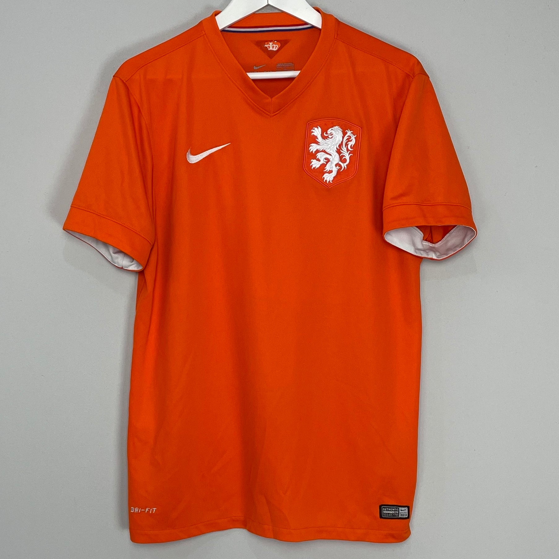 Shop 2014/15 NETHERLANDS HOME SHIRT (L) NIKE, classic football shirts, vintage football shirts & retro soccer jerseys at Cult Kits