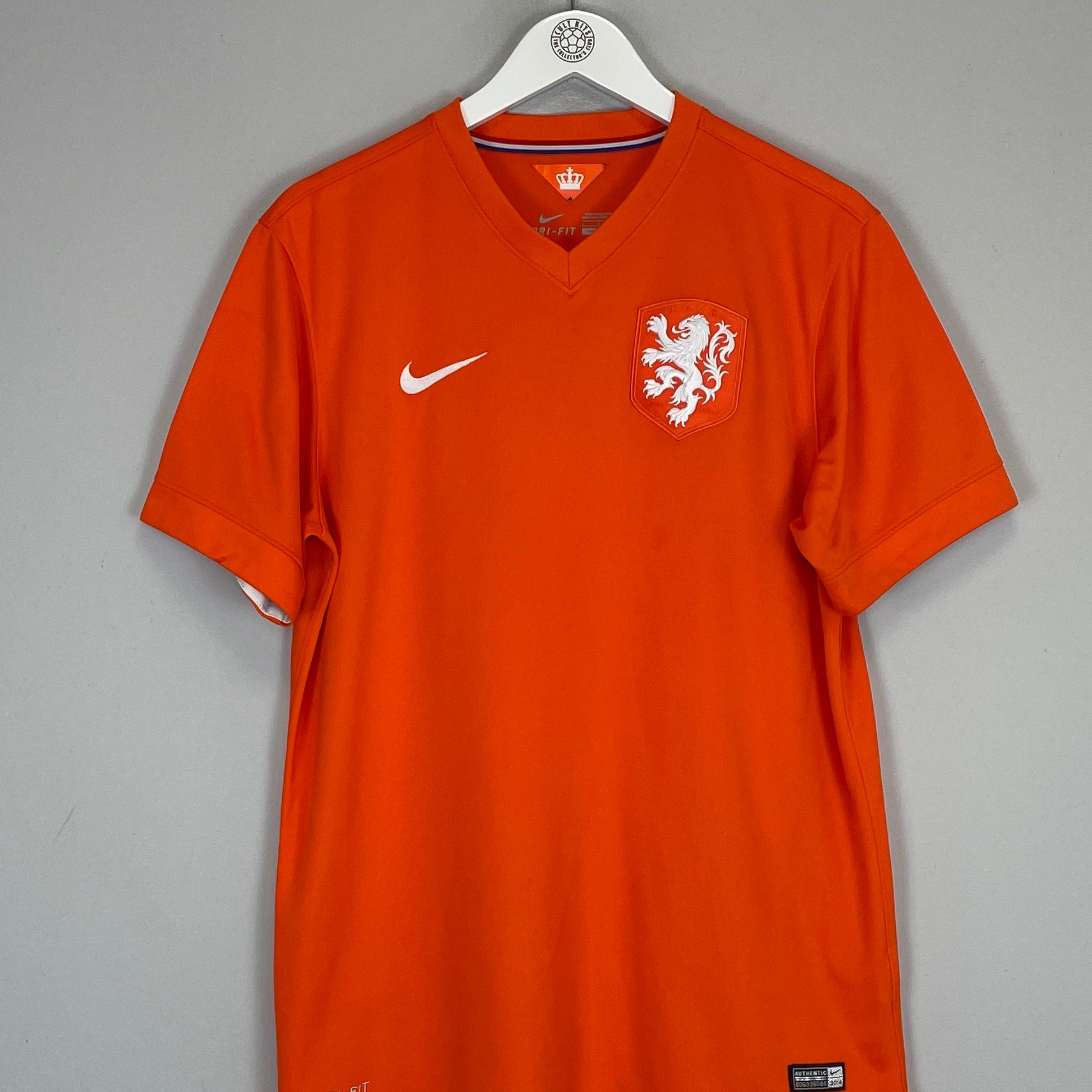 Shop 2014/15 NETHERLANDS HOME SHIRT (L) NIKE, classic football shirts, vintage football shirts & retro soccer jerseys at Cult Kits