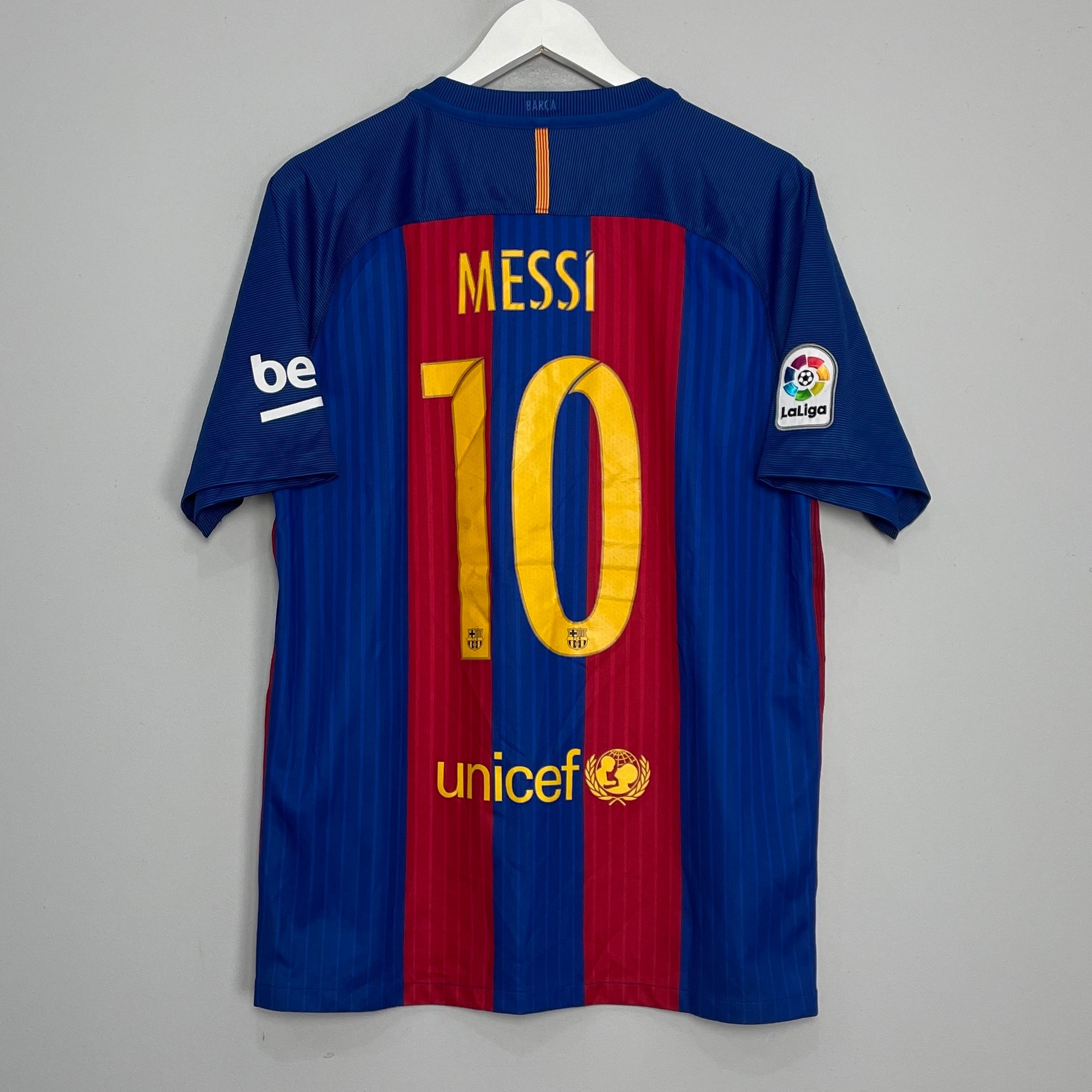 Shop 2016/17 BARCELONA MESSI #10 HOME SHIRT (L) NIKE, classic football shirts, vintage football shirts & retro soccer jerseys at Cult Kits