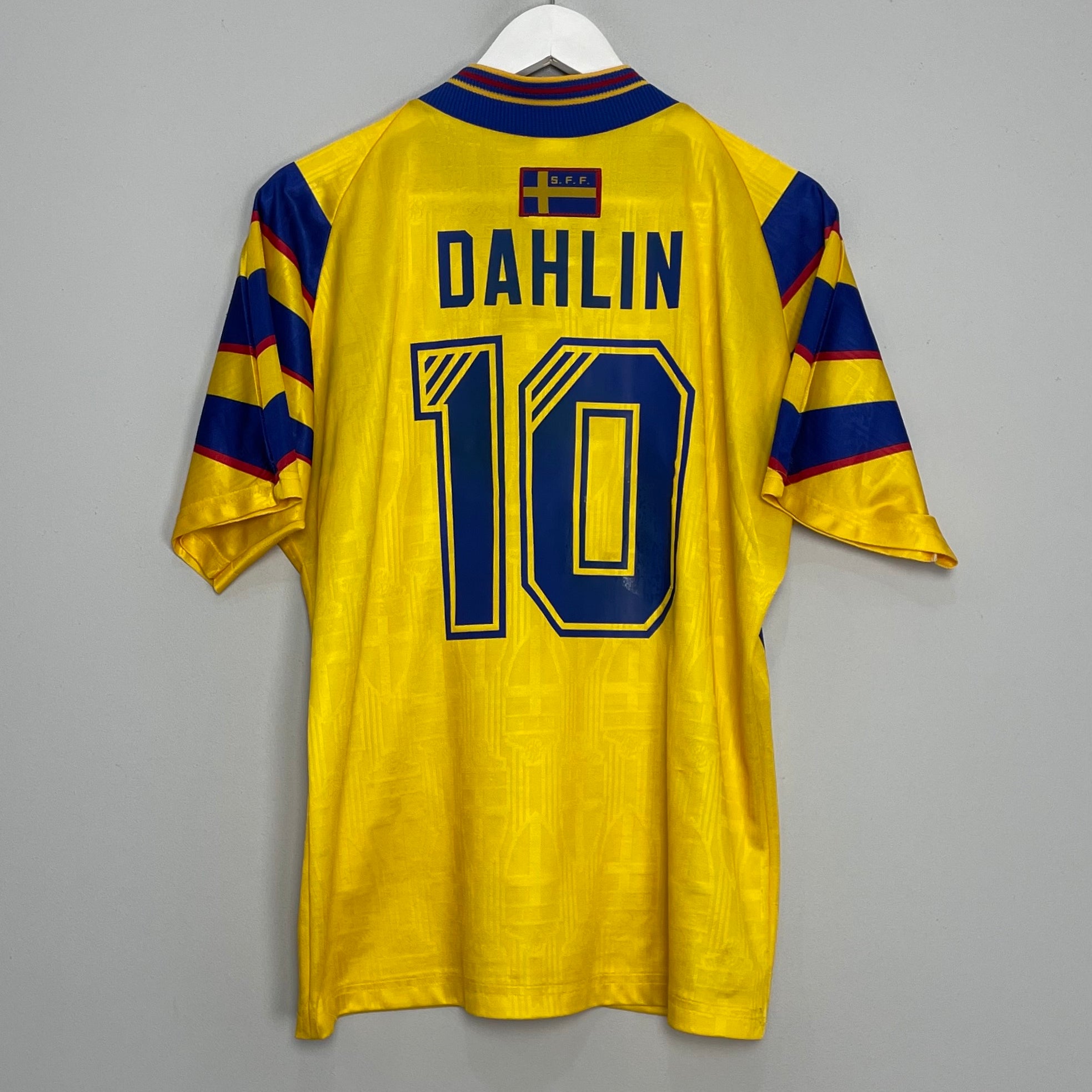 Shop 1997 SWEDEN DAHLIN #10 HOME SHIRT (M) ADIDAS, classic football shirts, vintage football shirts & retro soccer jerseys at Cult Kits